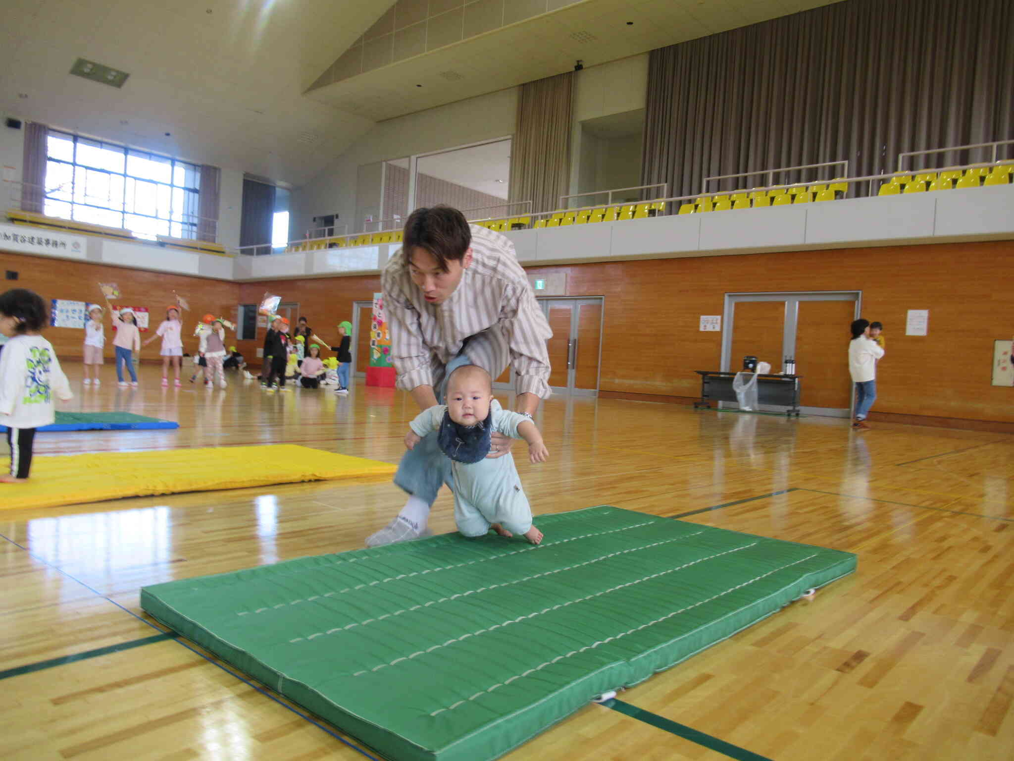 お父さんと親子競技に参加しました。