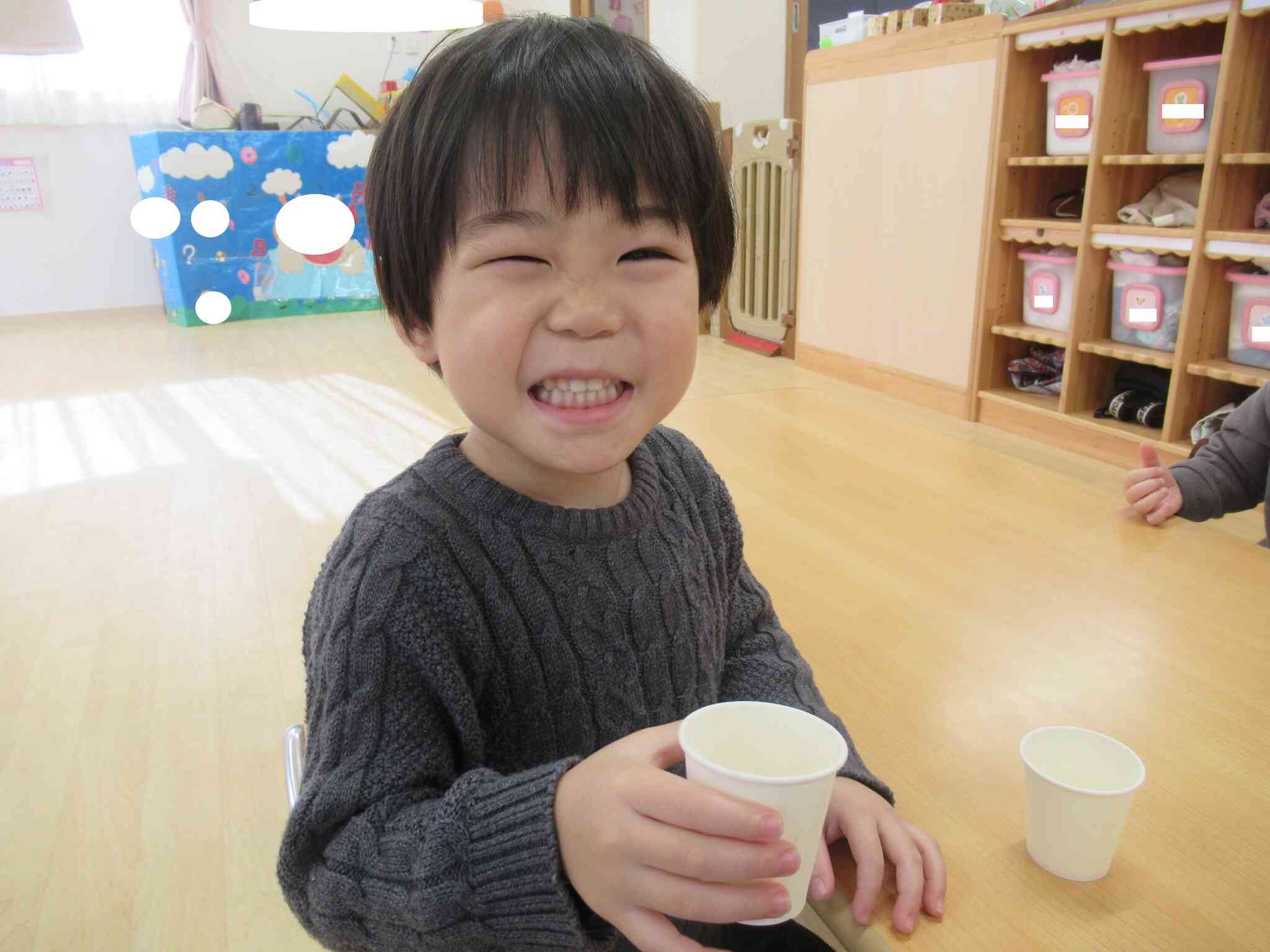 食育活動～だしの飲み比べ～