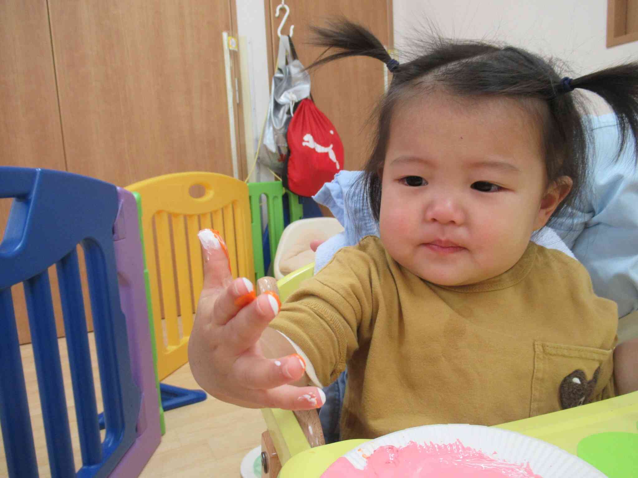 フィンガーペインティングをしました