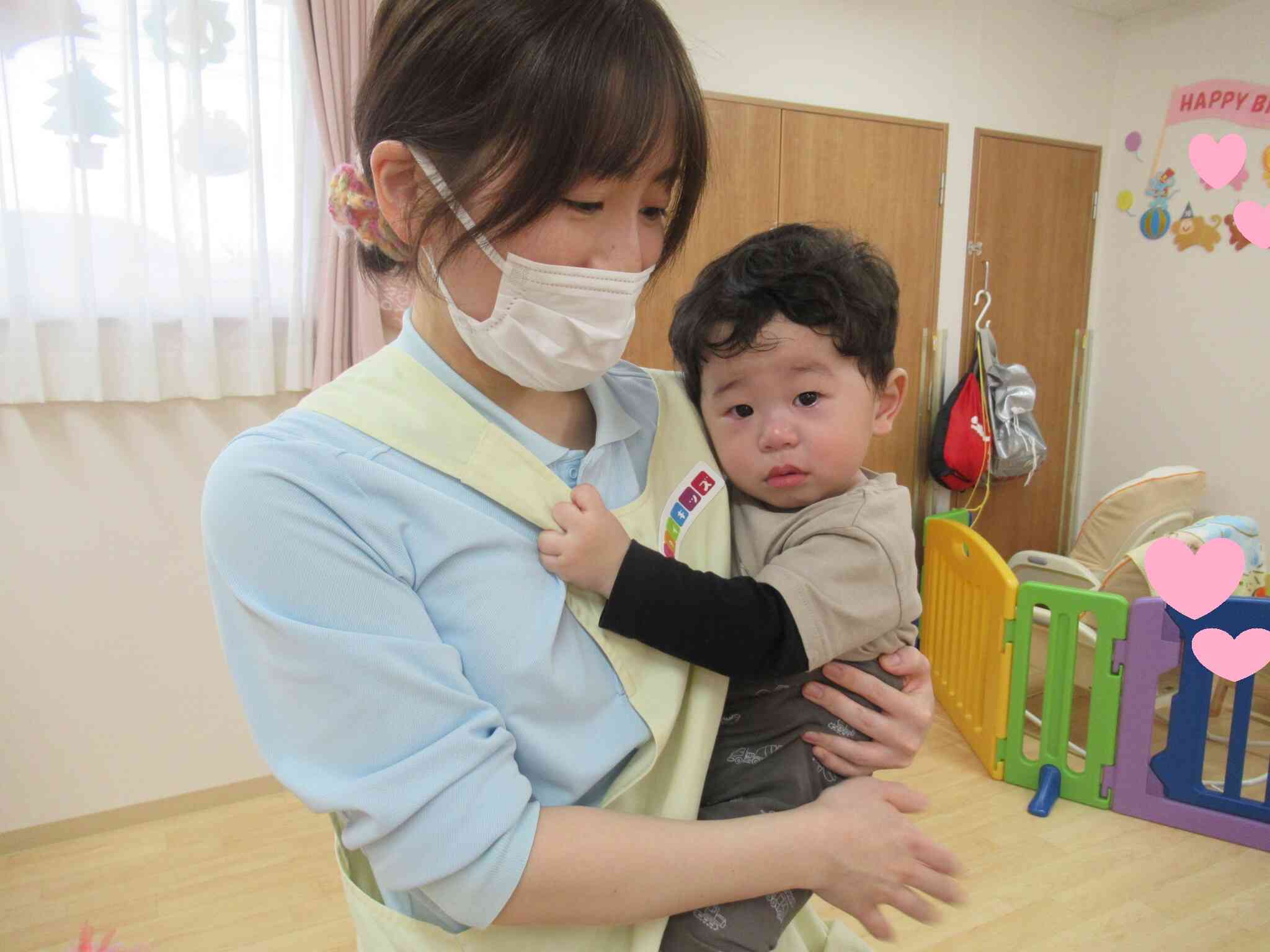 新しいお友達が仲間入りしました～ひよこ組0歳児～