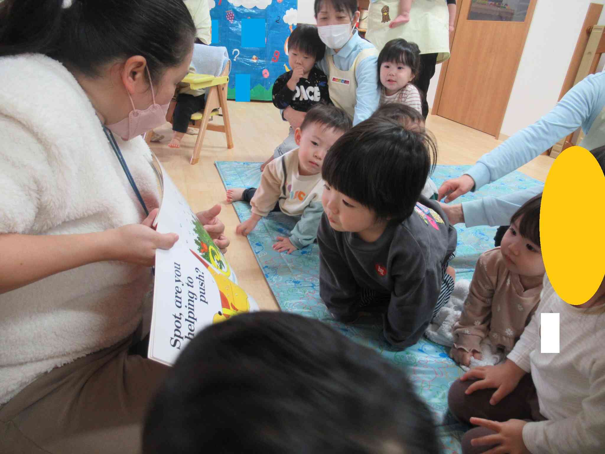 英語の絵本に興味津々です