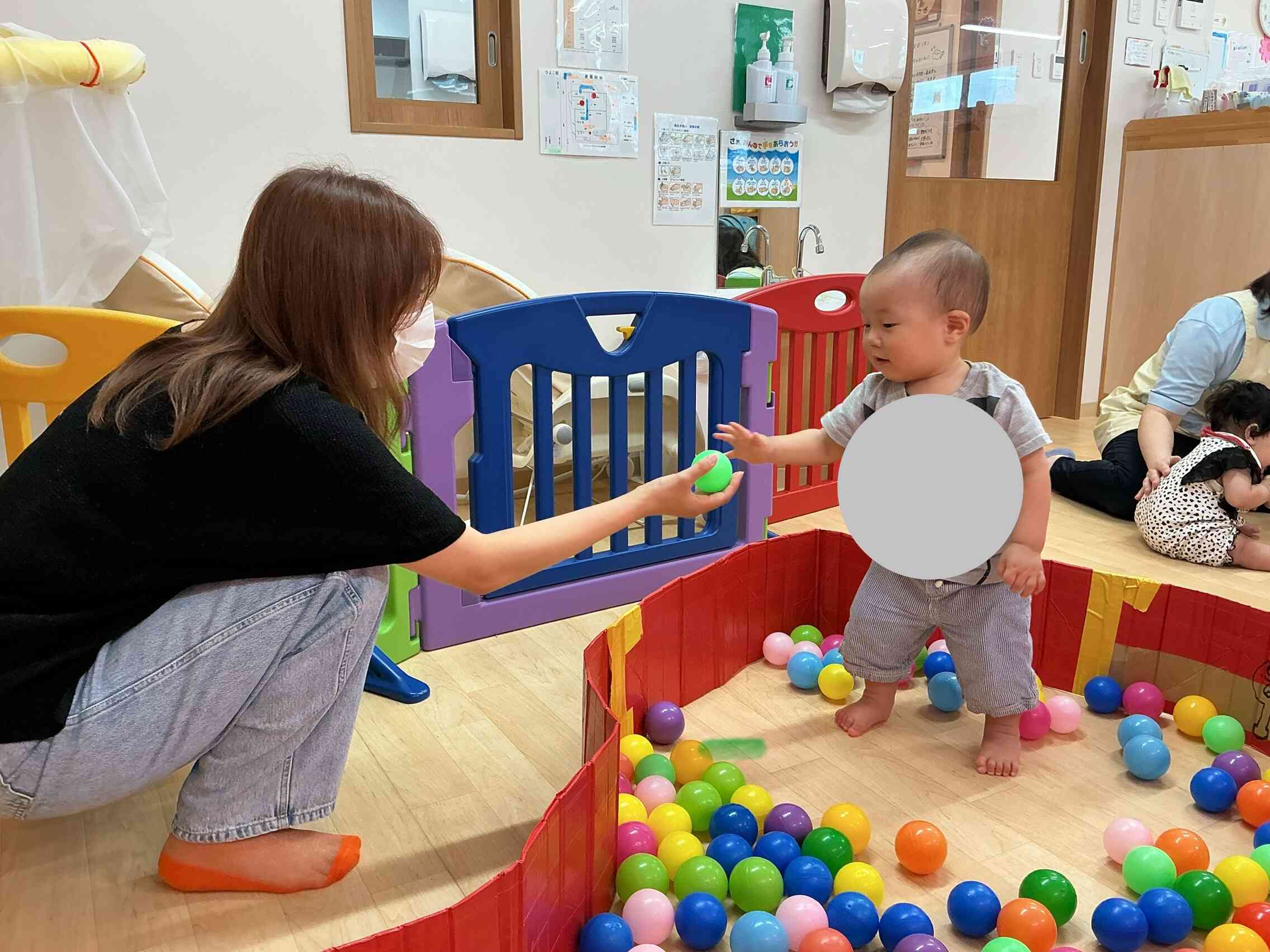 ファミリーデー②〜ひよこ組（0歳児）〜