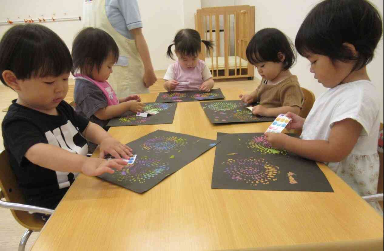 花火製作♪あひる組。