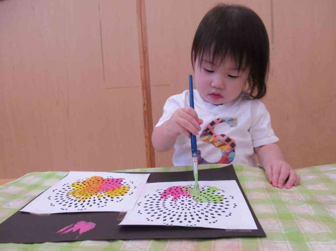 どんな色の花火になるかな？