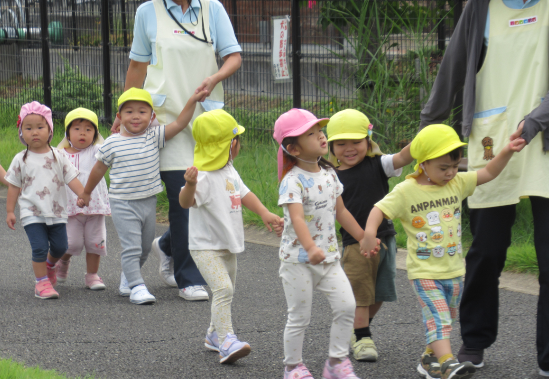 お散歩遠足にいってきました♪