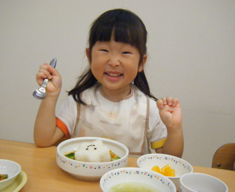 お楽しみ給食！おいしそうぅ♪