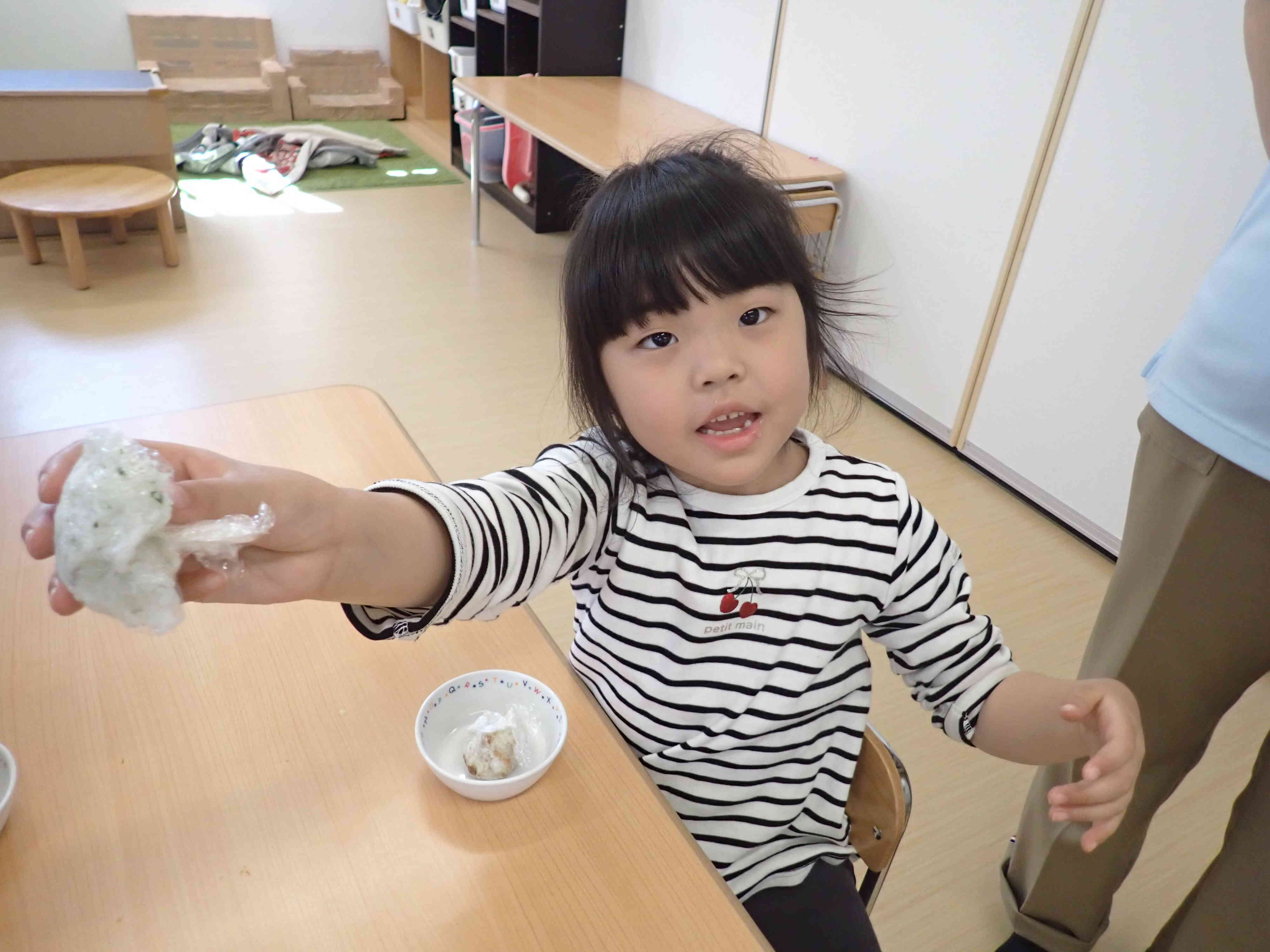 食育～おにぎり作り～