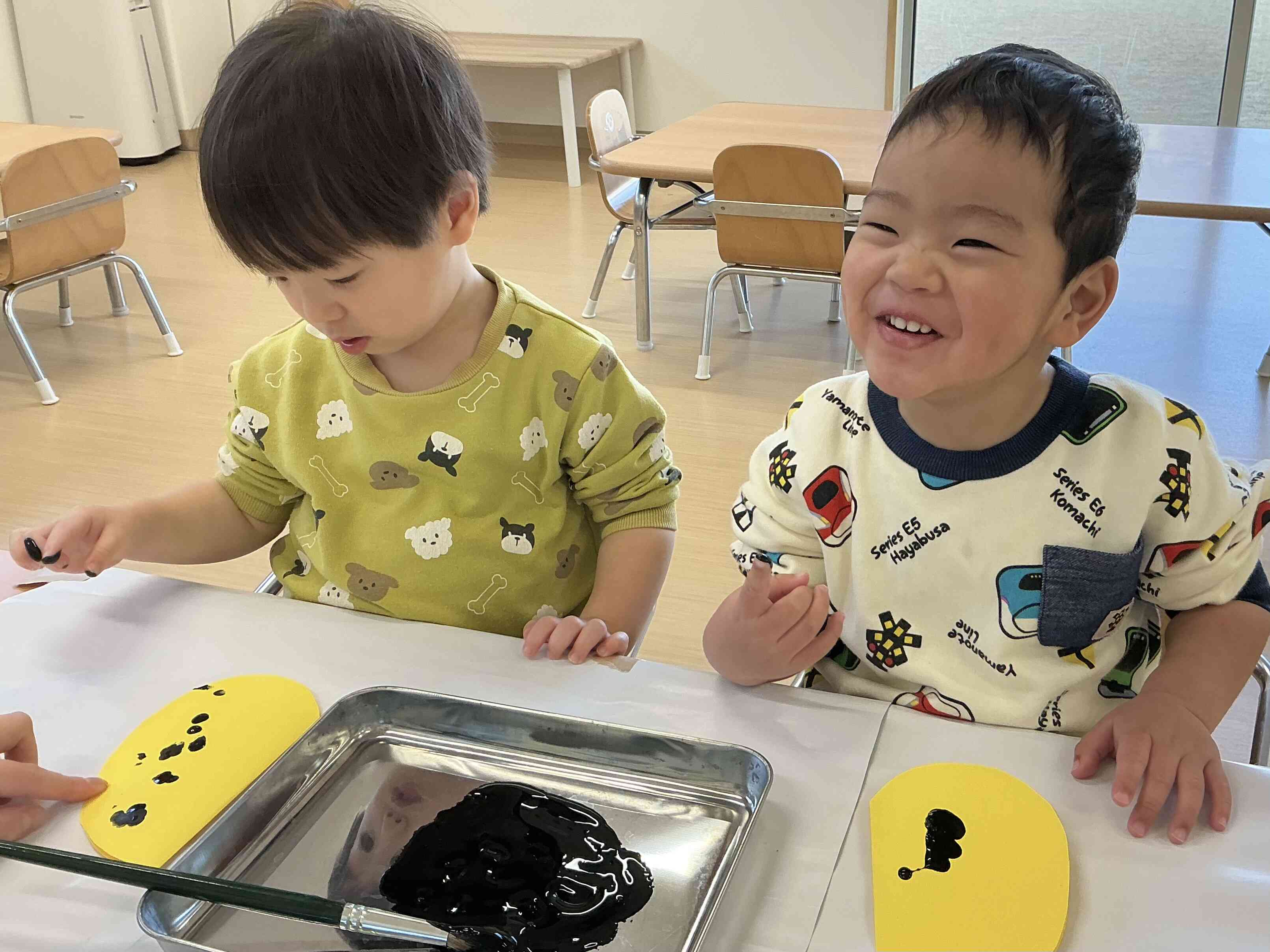 指でちょんちょん楽しいね♪