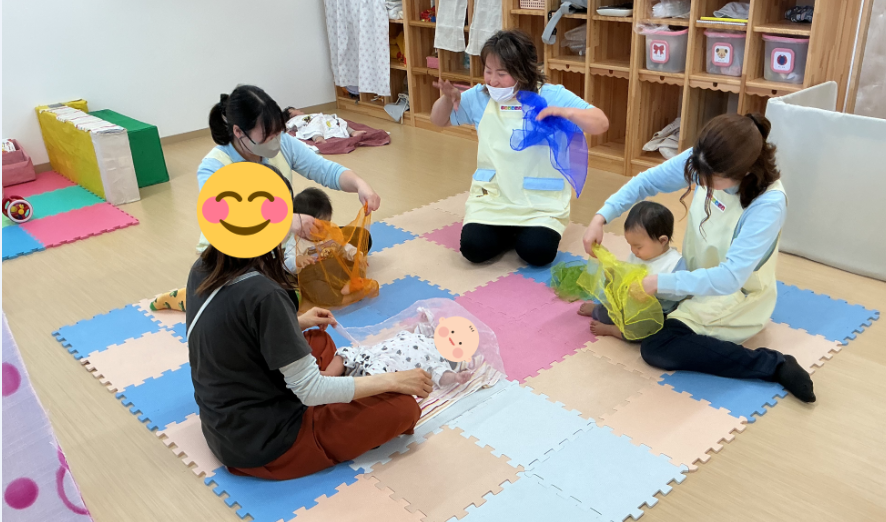 子育てひろば　～ベビーマッサージ/シフォンスカーフ～