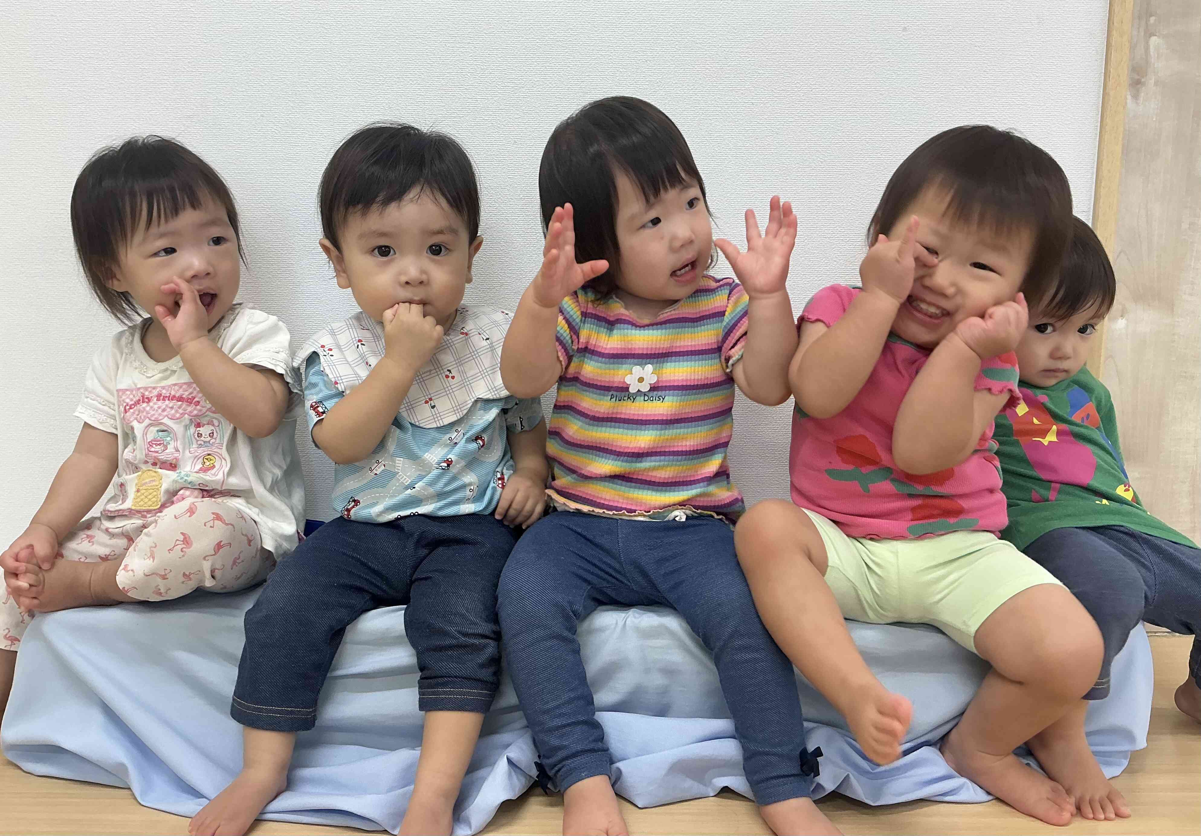 あひるぐみ 室内遊びの様子