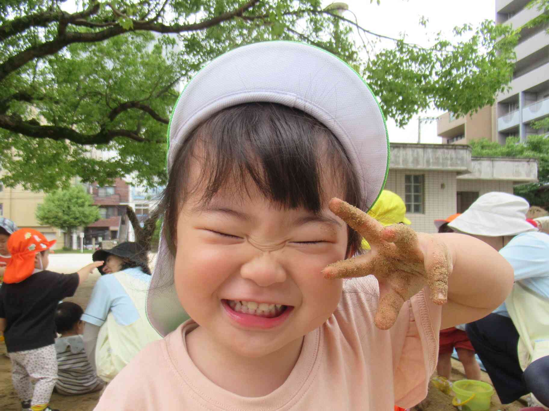 毎日全力で遊んでいます