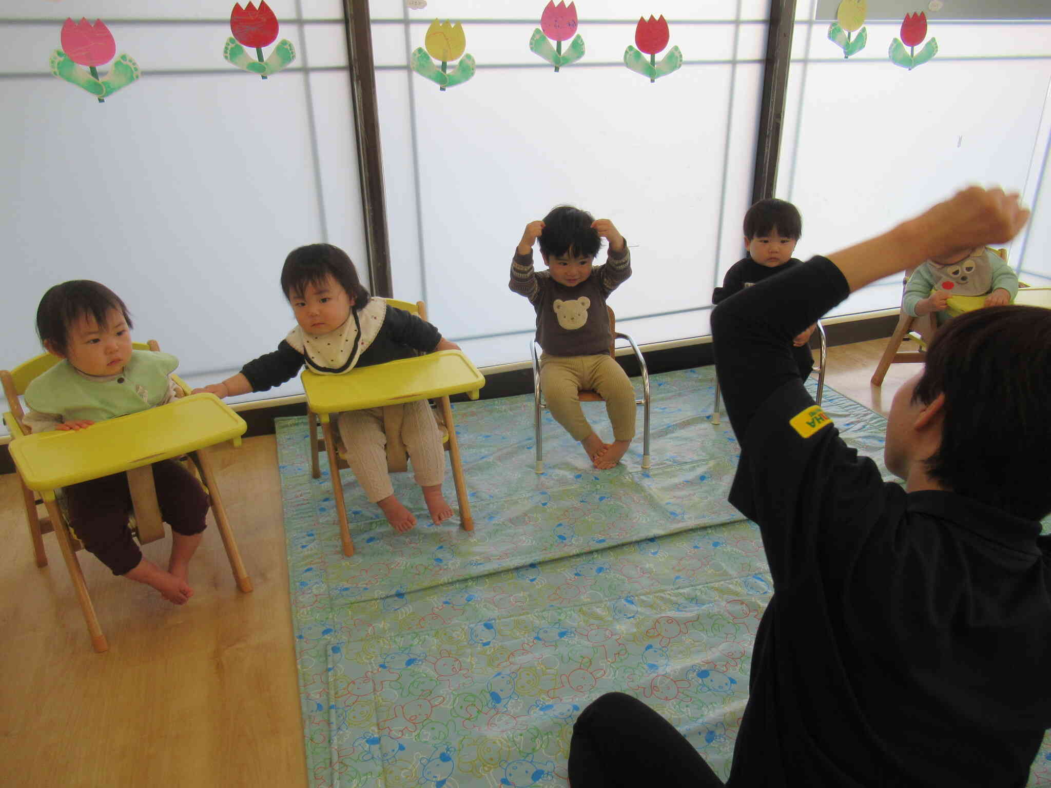 英語レッスン：０歳児クラス