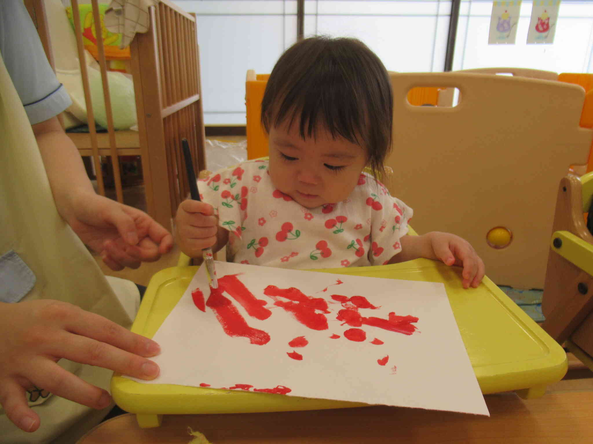絵筆を上手に持って・・・