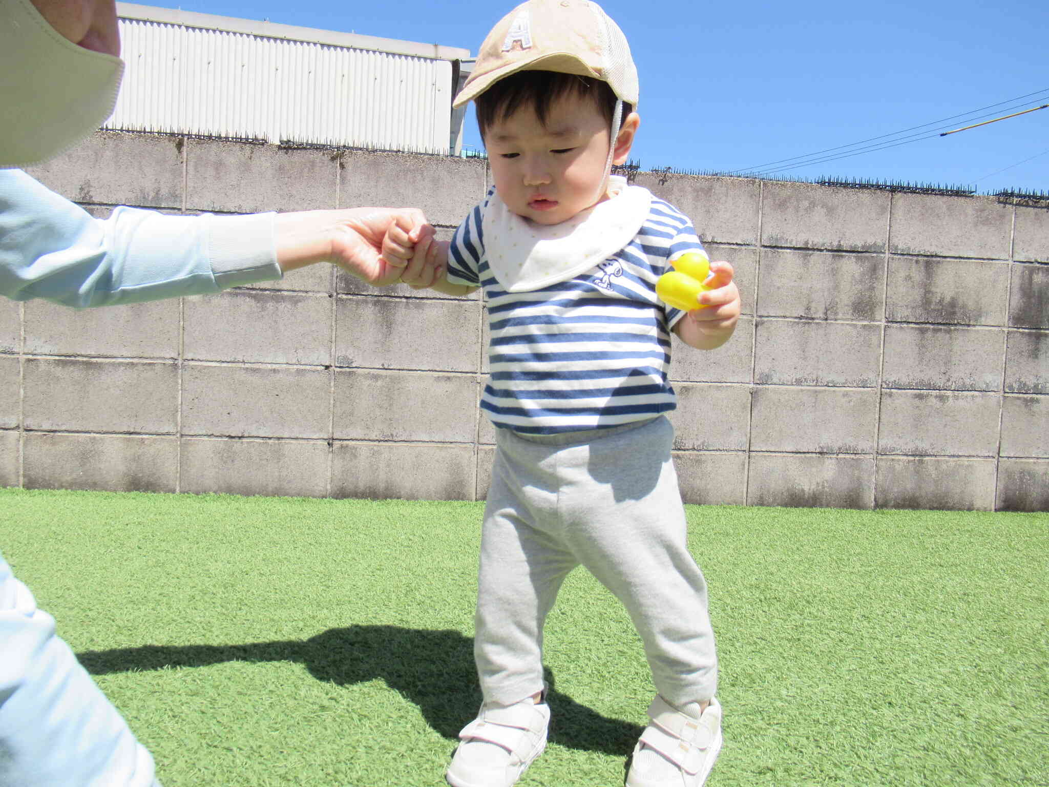いち、に、いち、に ♬