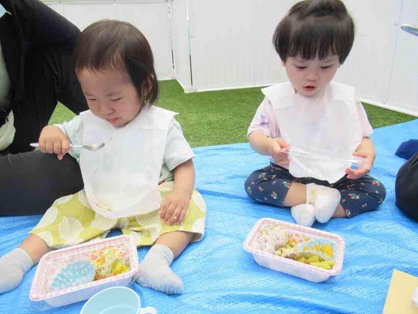 お外でお弁当②