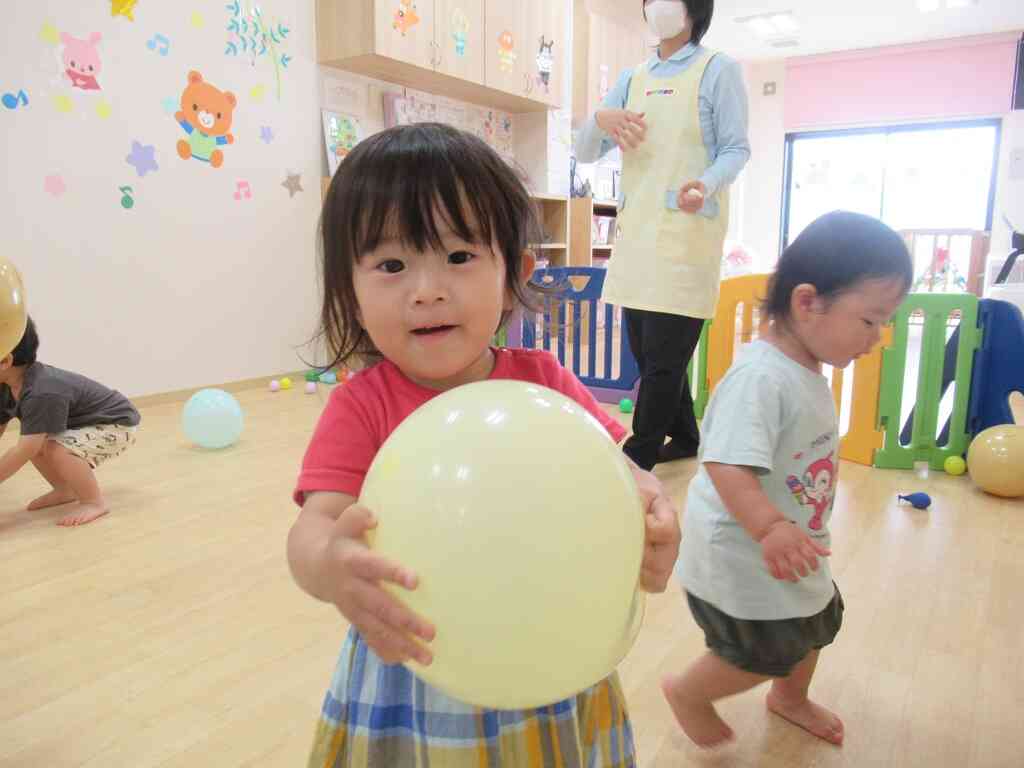 風船フワフワ♪