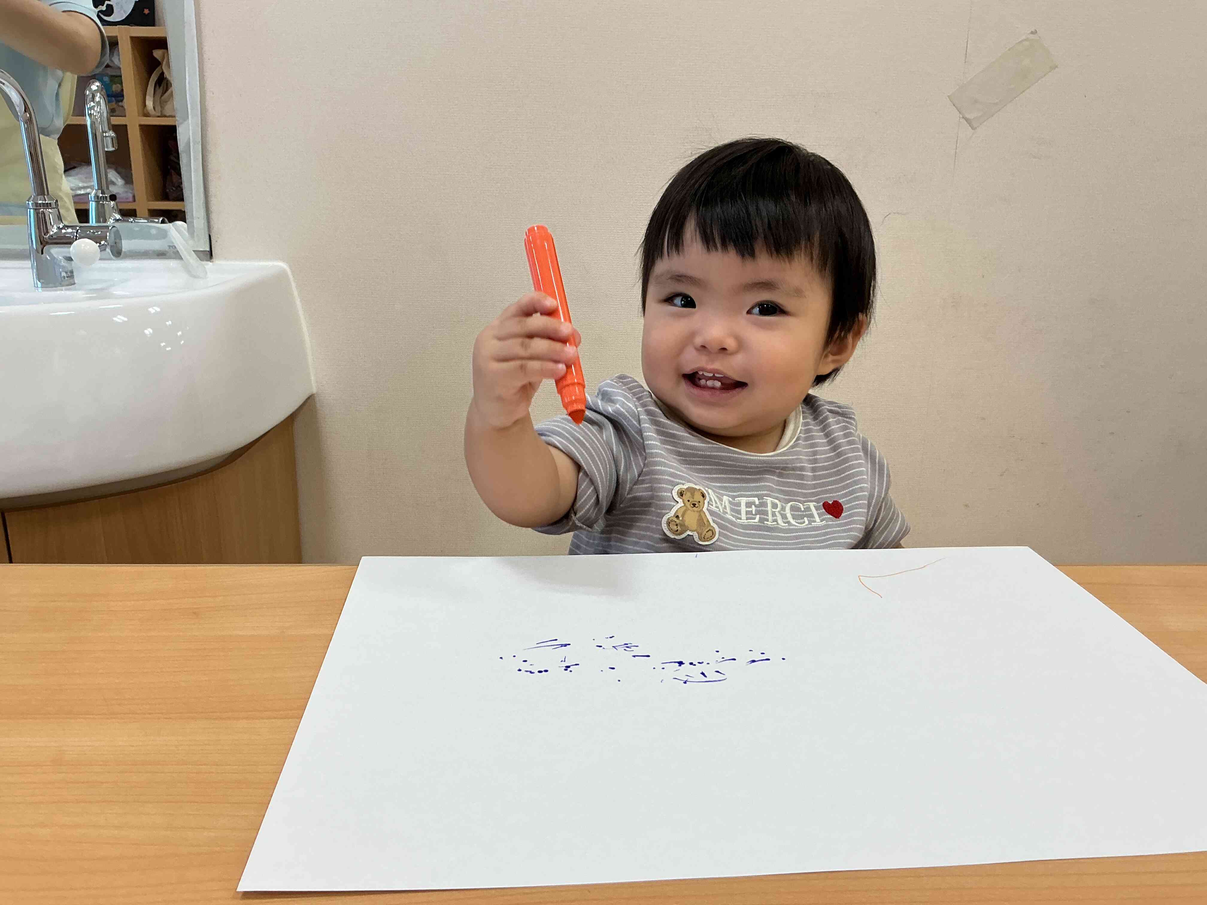 0歳児さんの10月の制作は・・・?