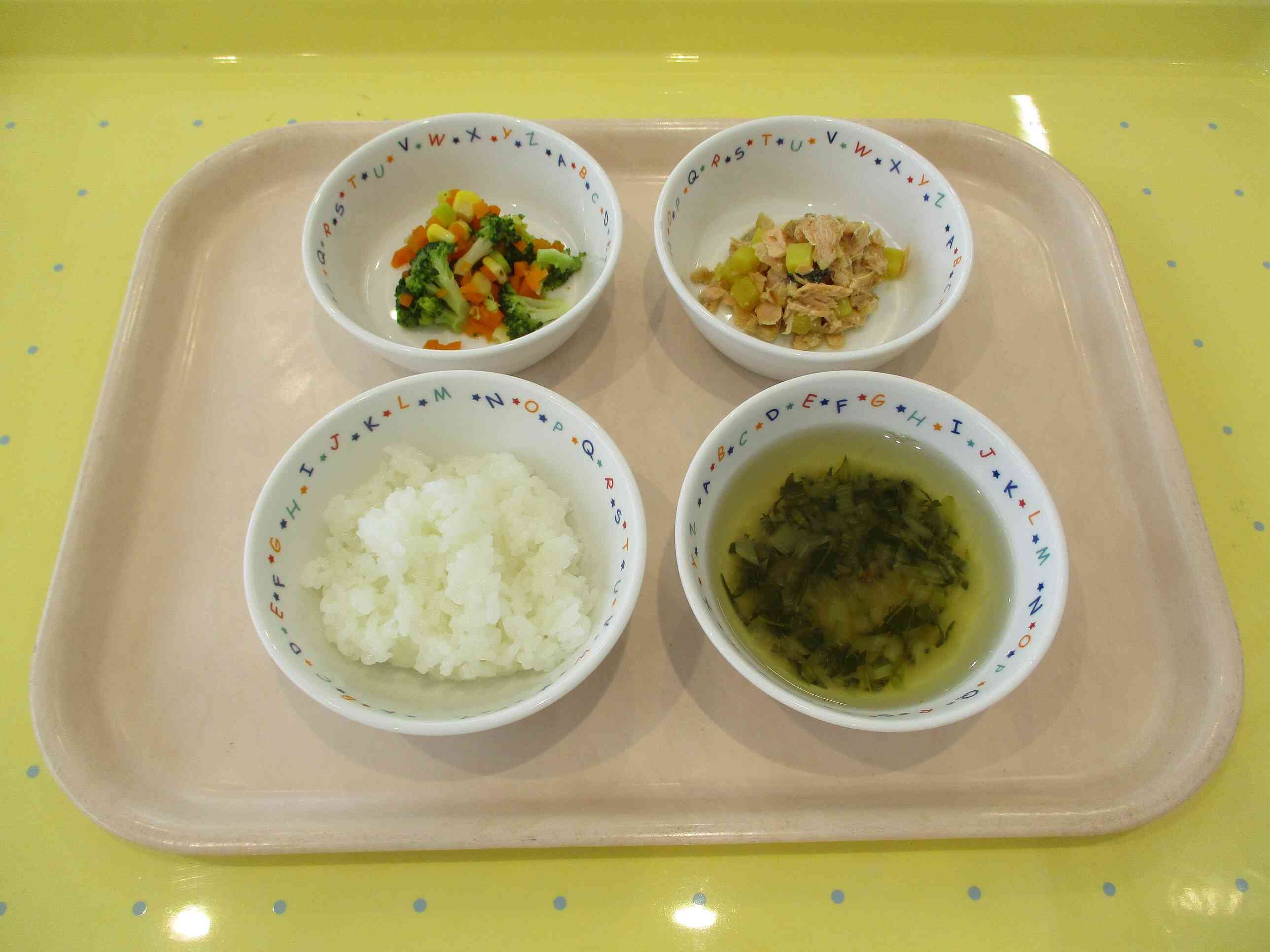 ６月２３日（月）の給食　離乳食(後期食）