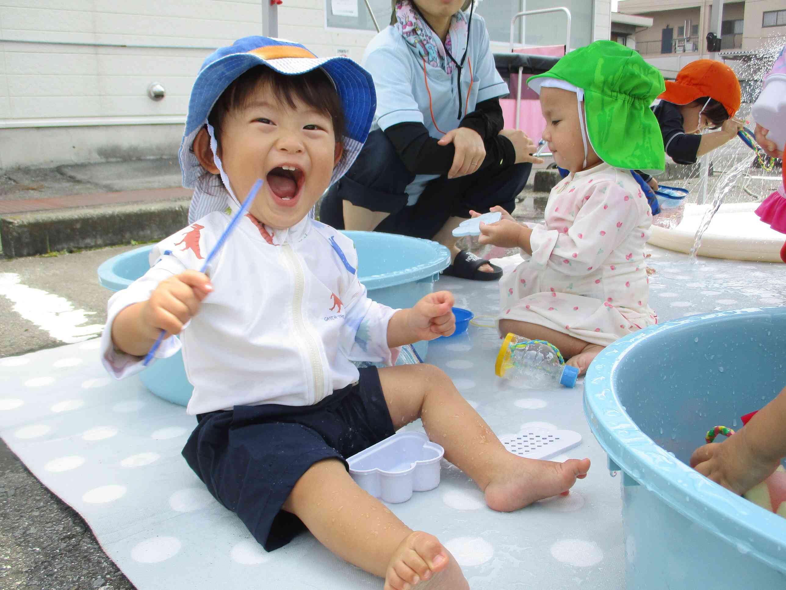 ひよこ組（0歳児クラス）の日常