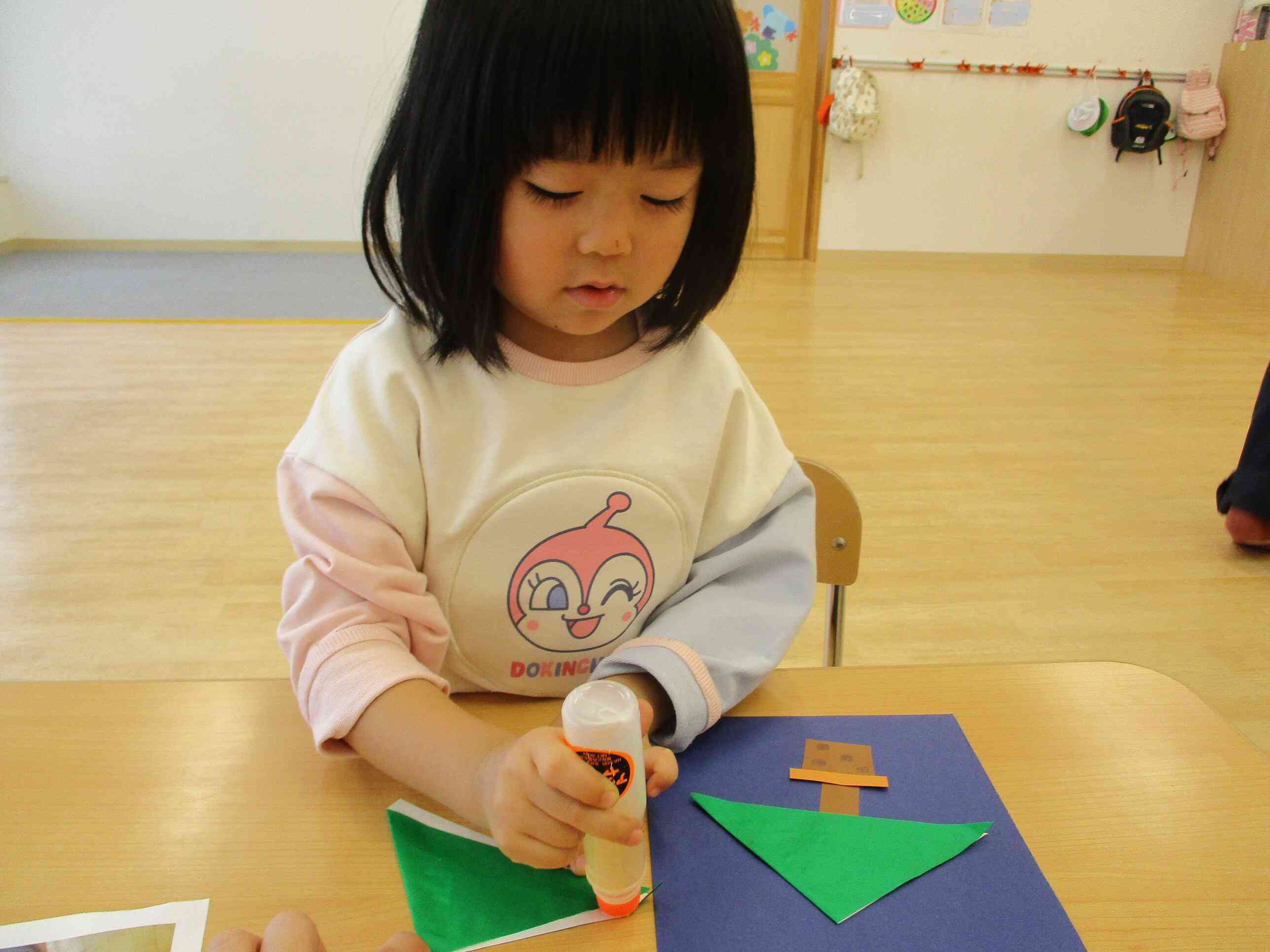 クリスマスツリーを製作中です