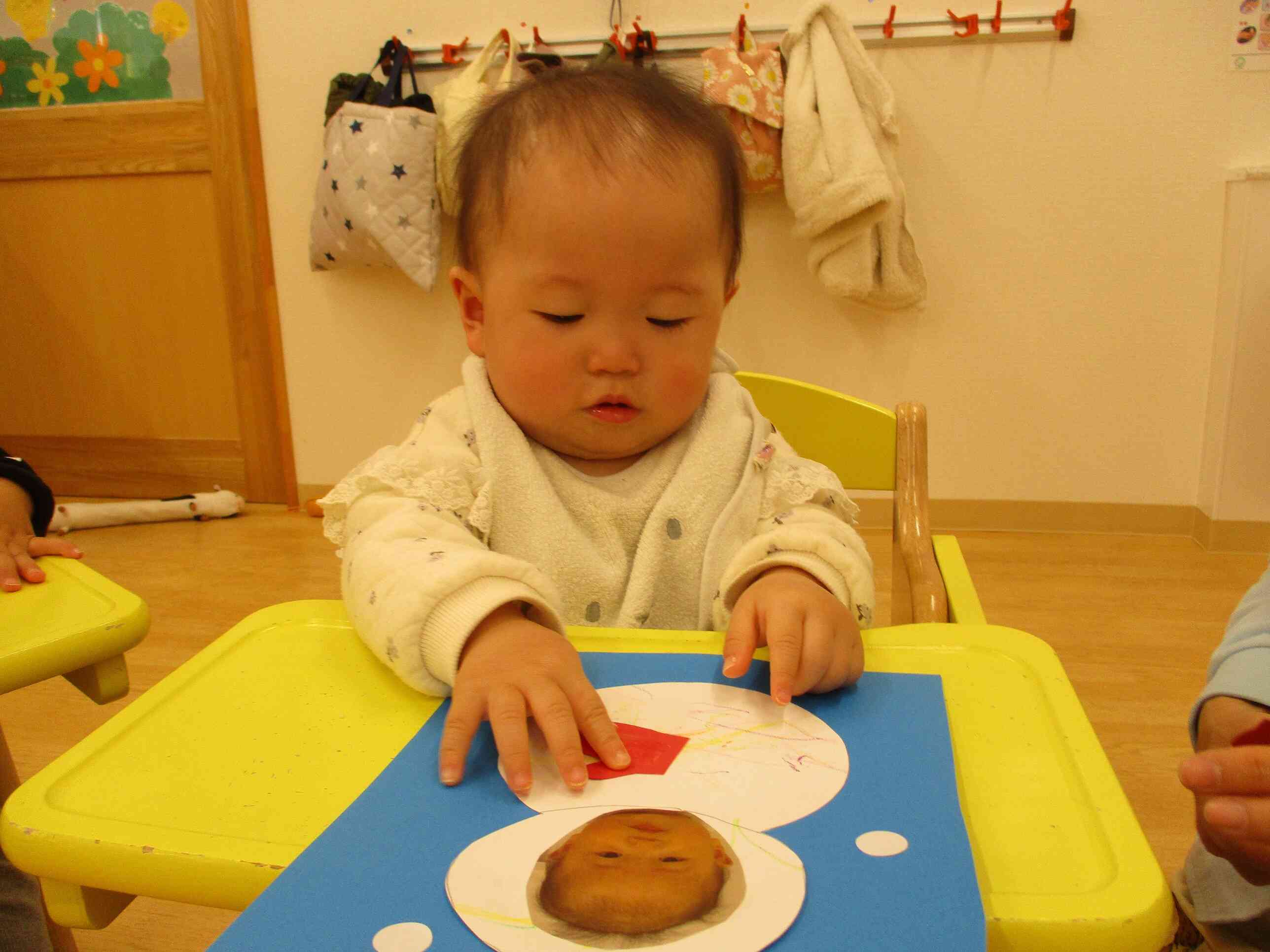 雪だるま製作(0歳クラス)