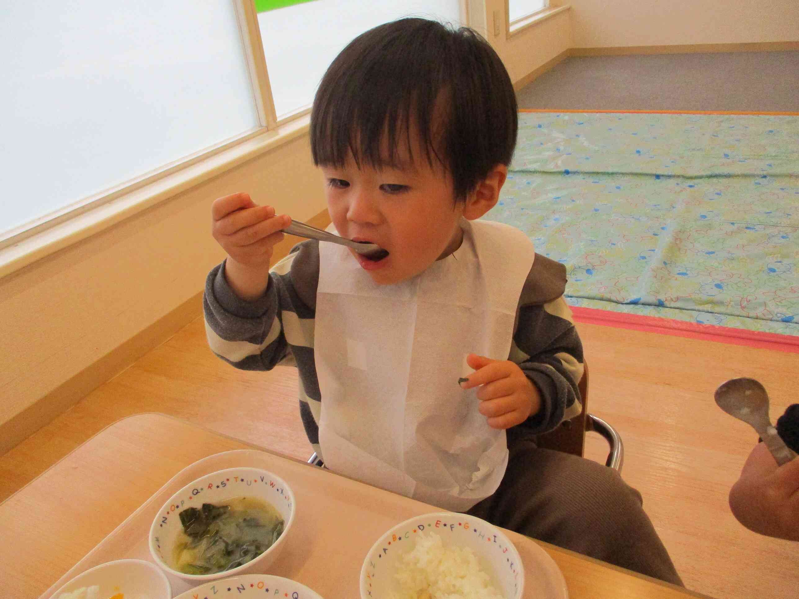 給食、おいしいね！