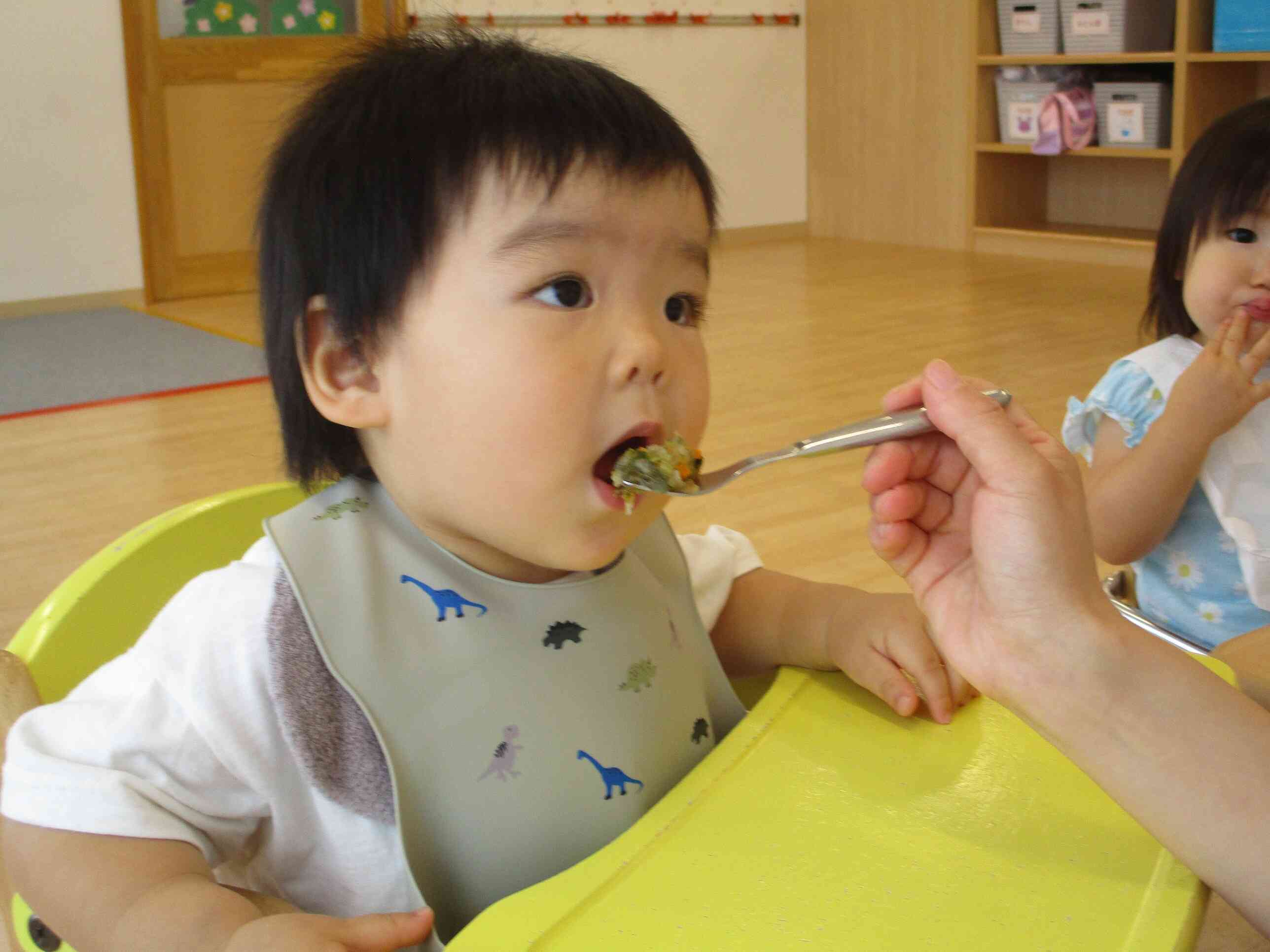 ♫給食、給食うれしいな～