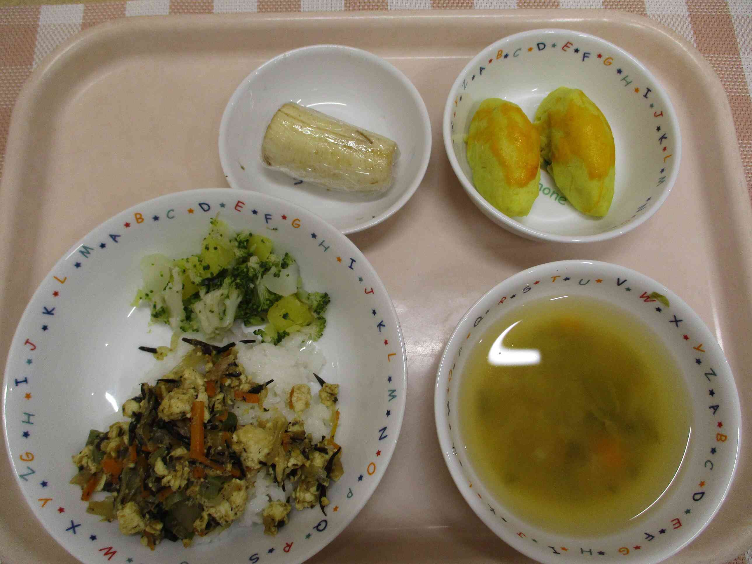 10月19日(月)の給食　幼児食