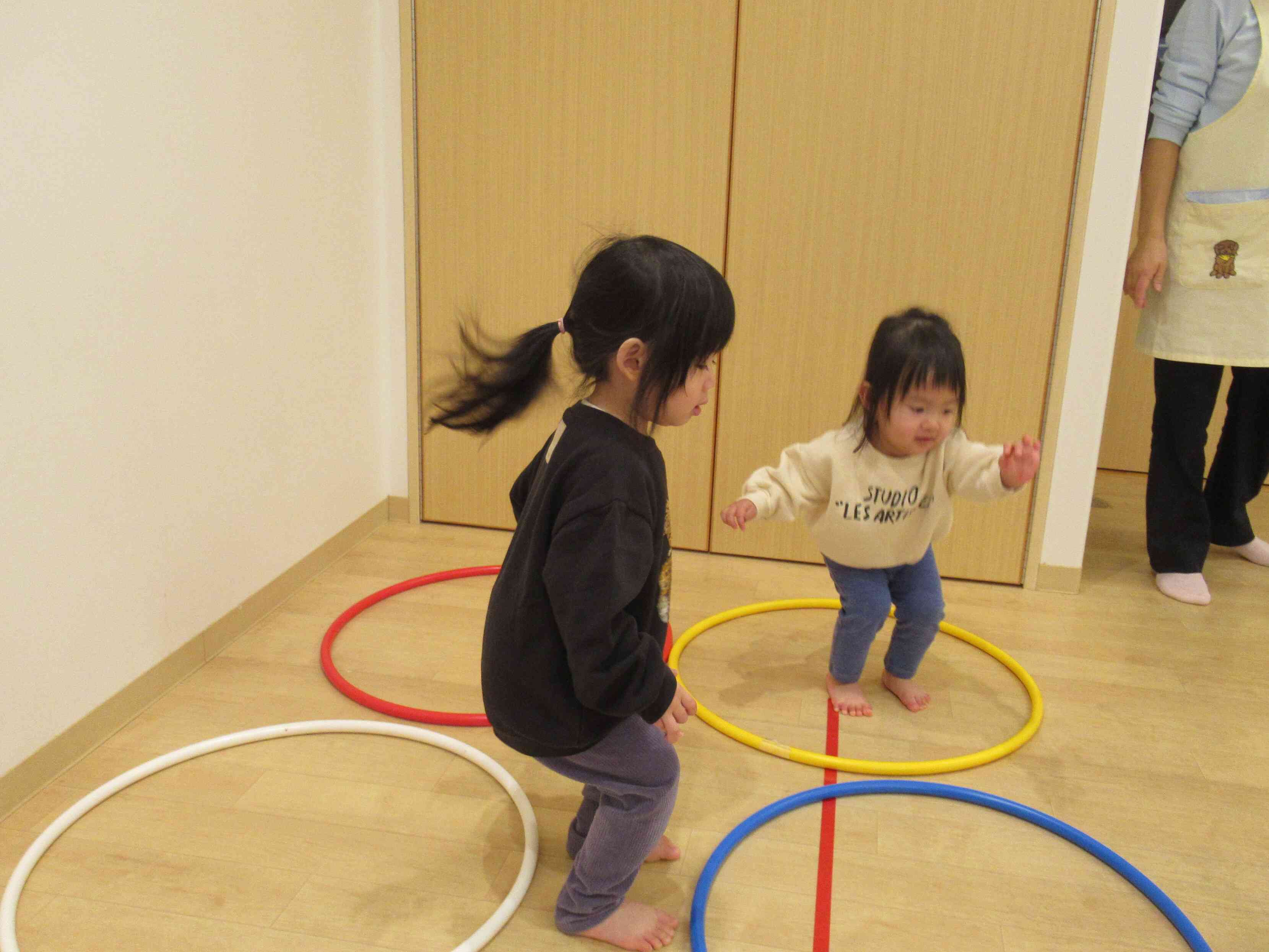 フープコーナーでジャンプ‼