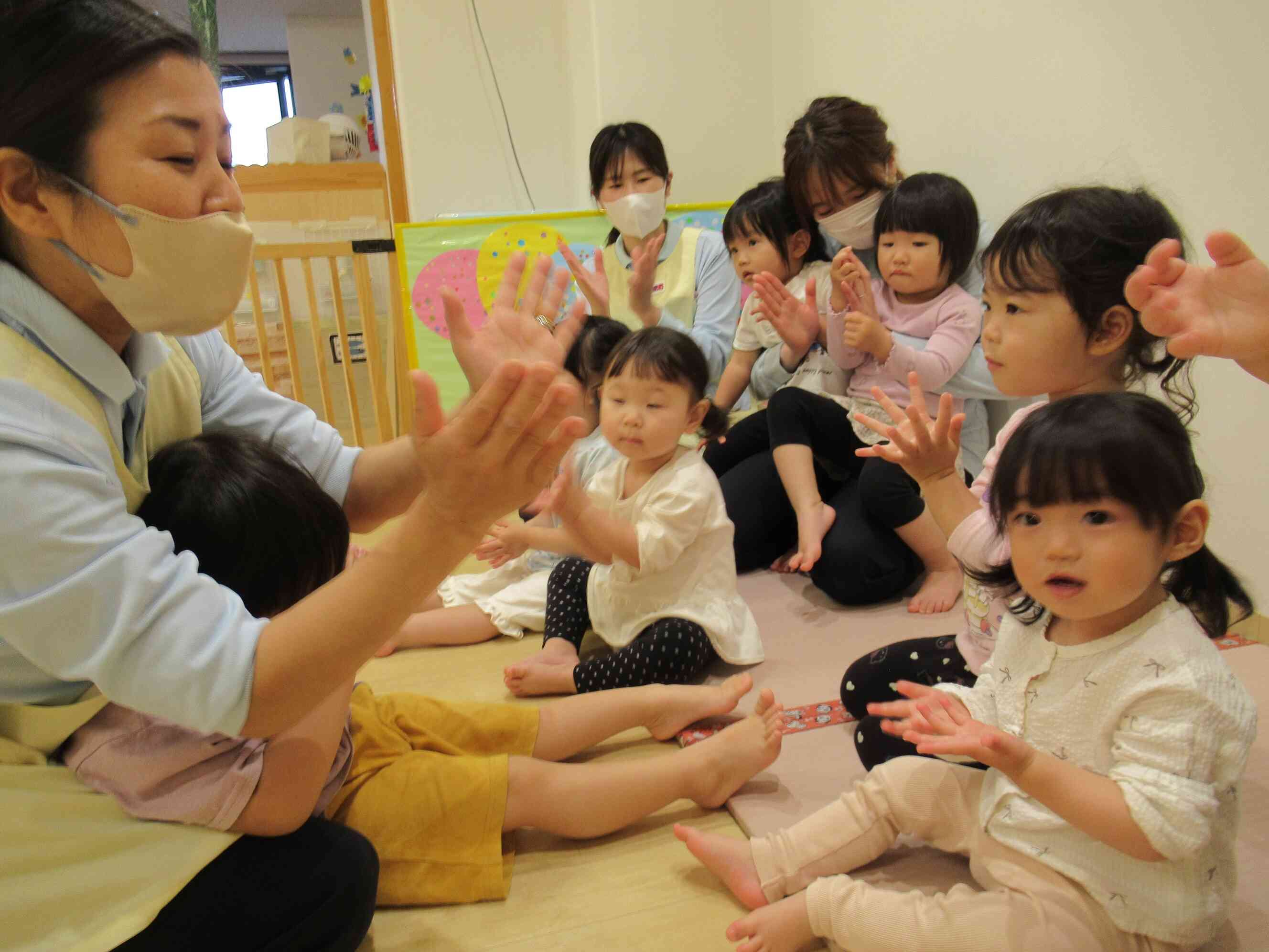 １日のスタート！朝の会です。