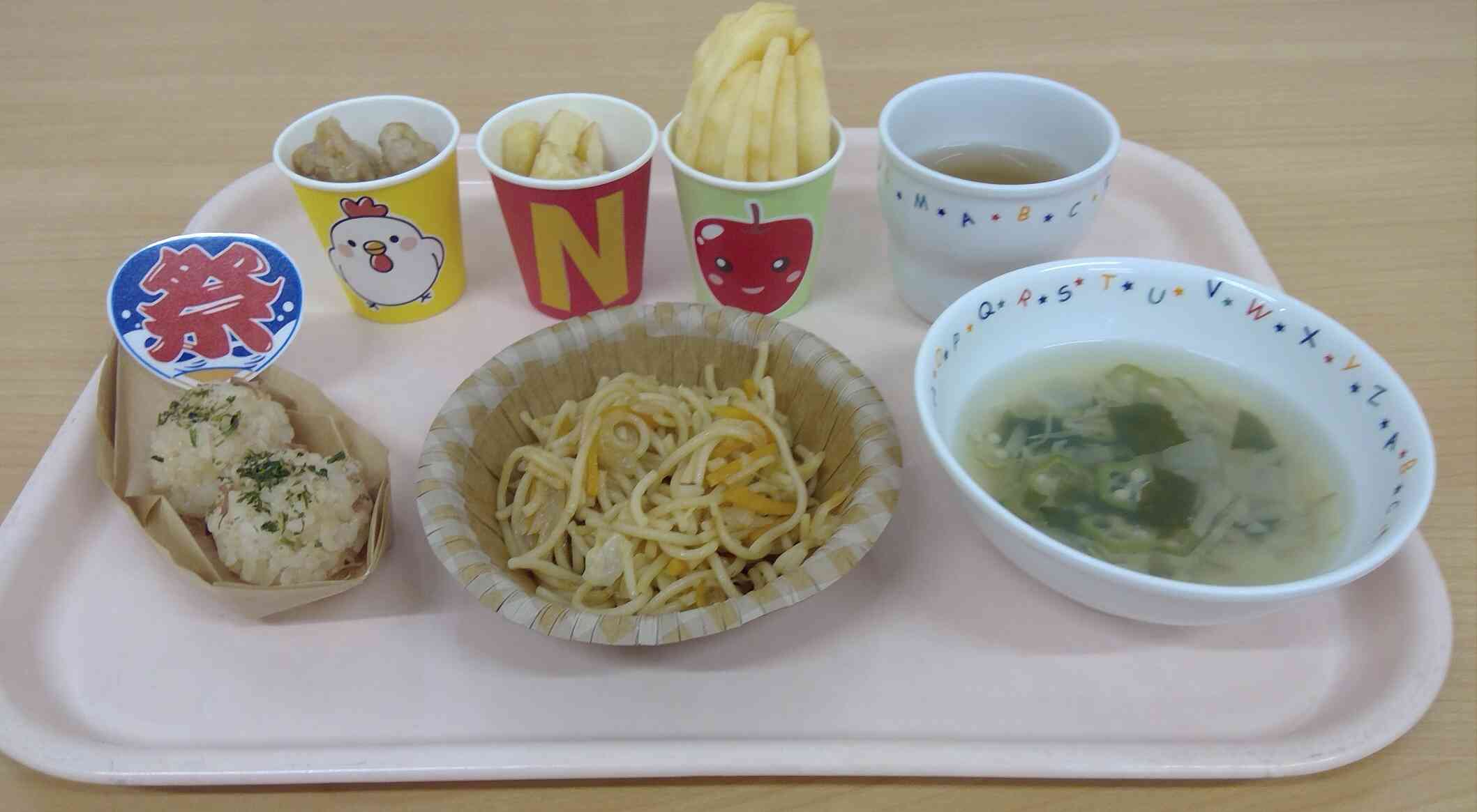 7月25日の給食（なつまつりメニュー）