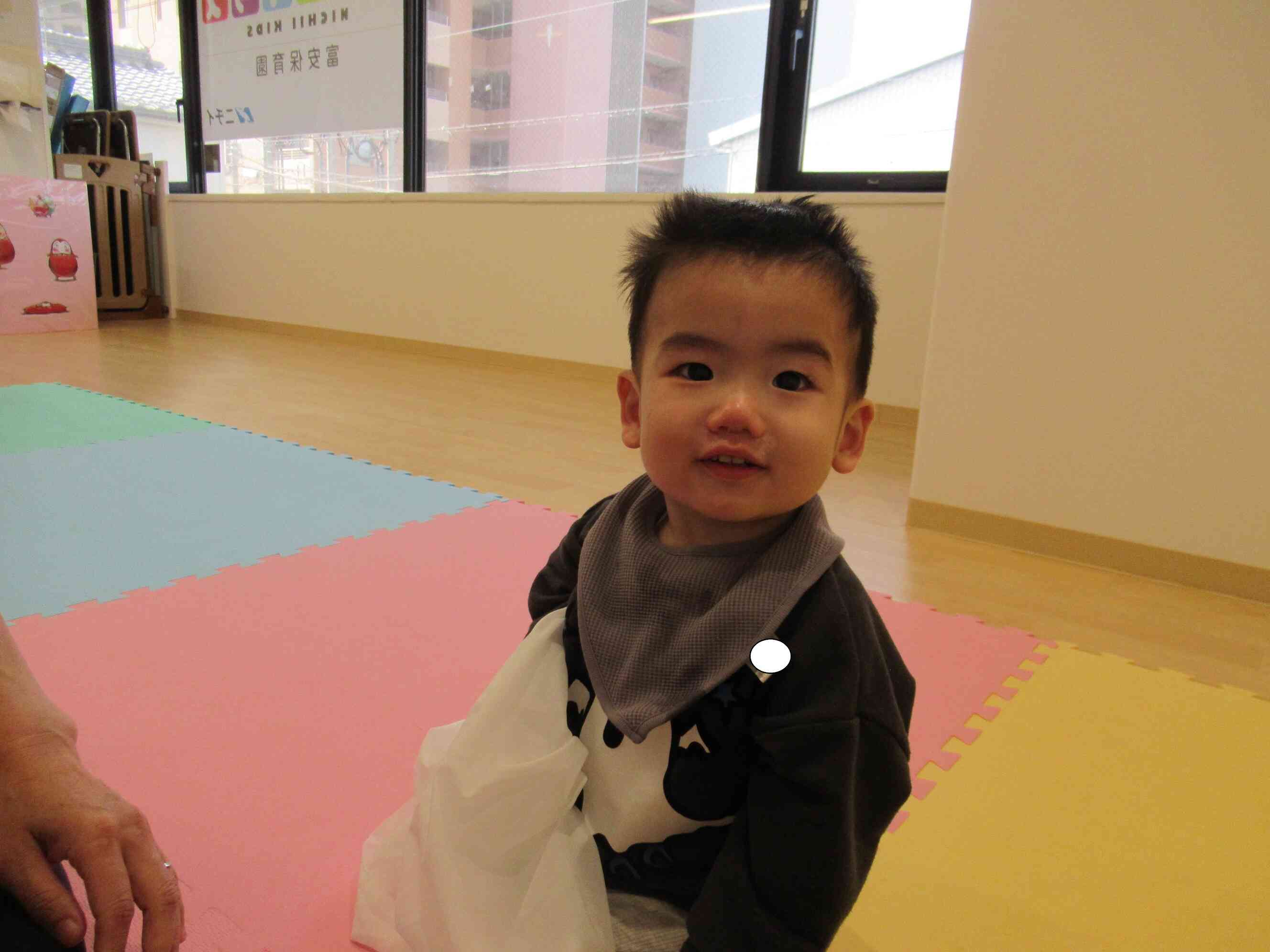 いないいないばあ！　～布あそび～