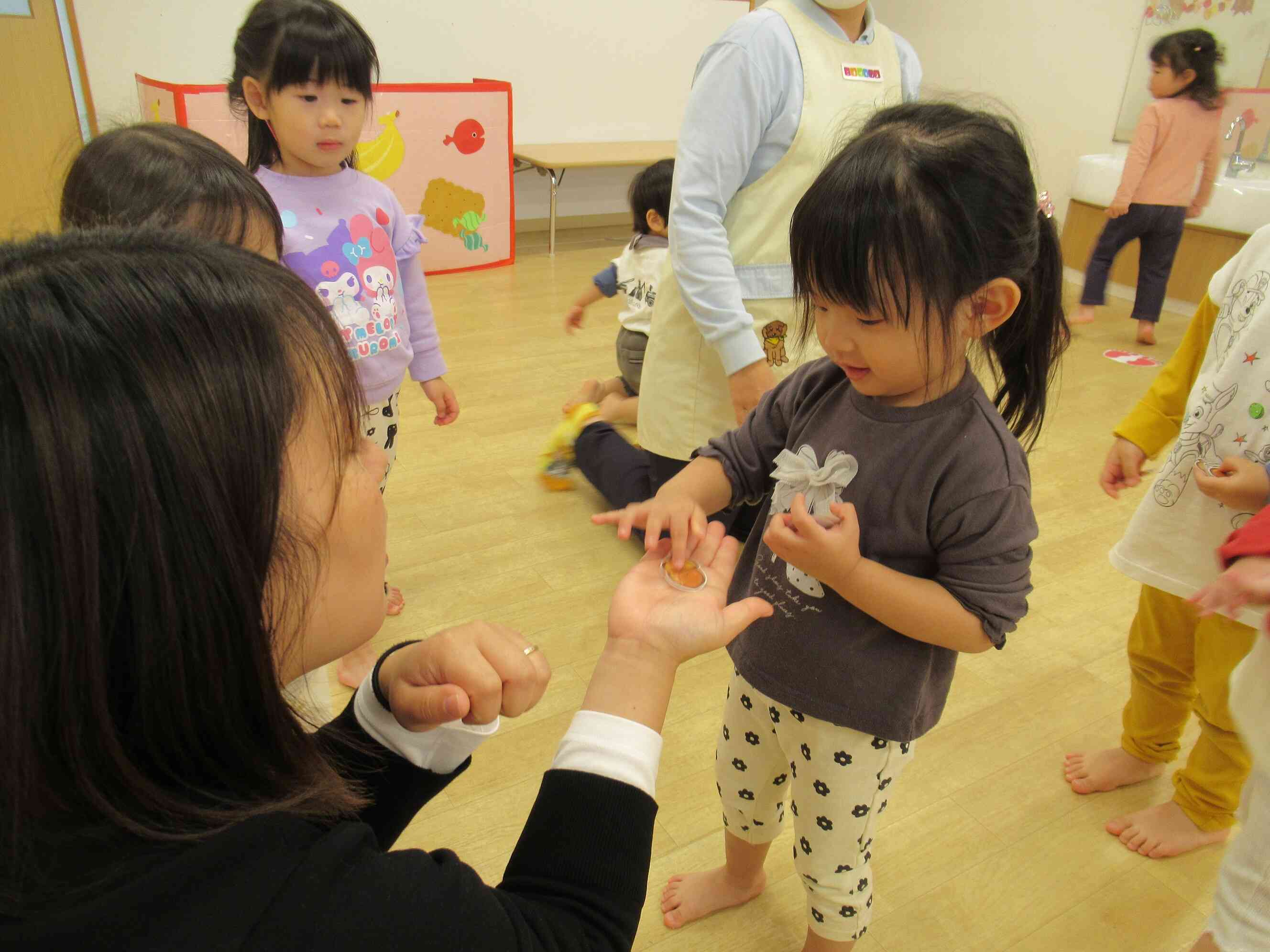 先生と一緒に数えてみよう！one,two,three...