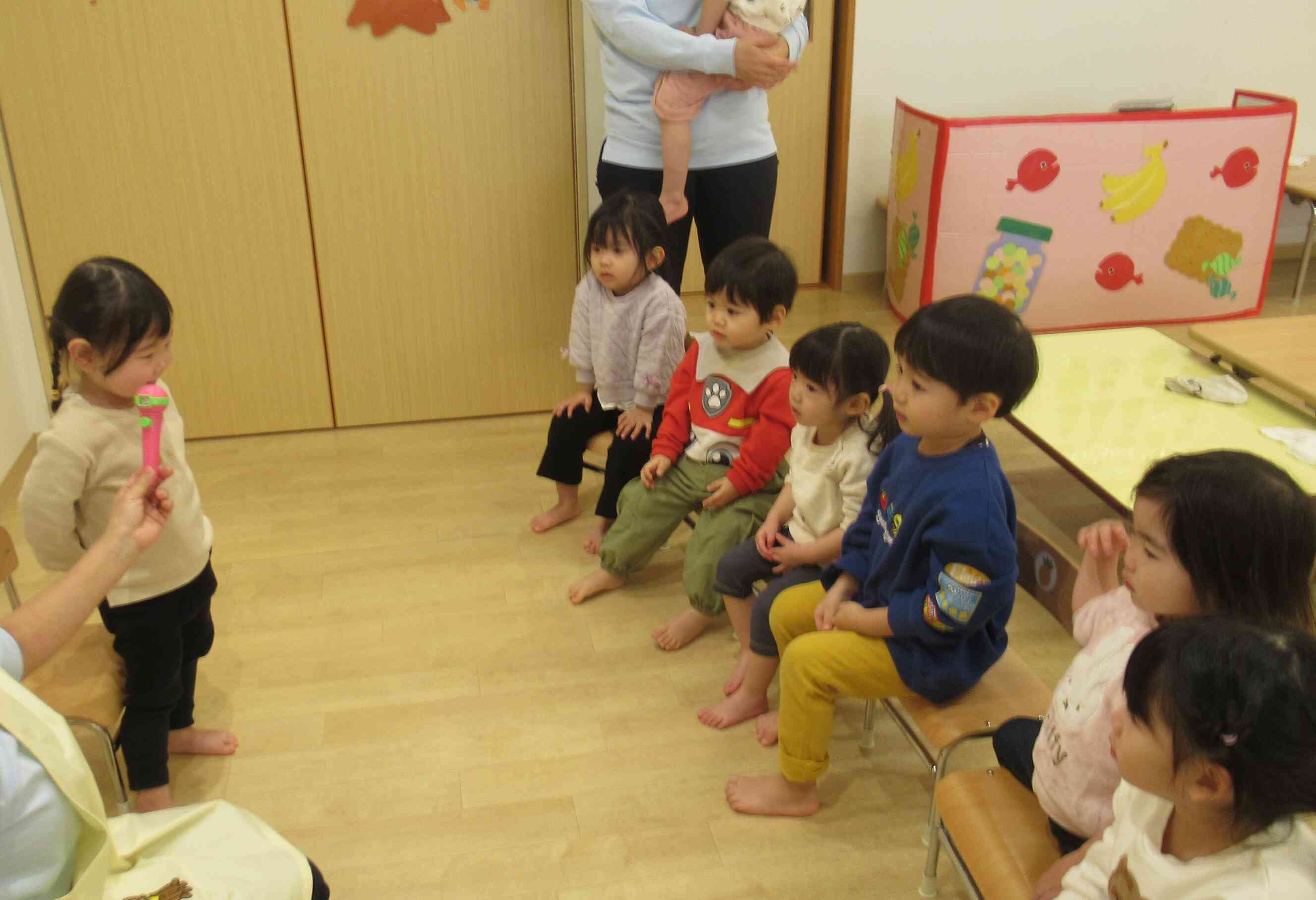 張り切って答えます！