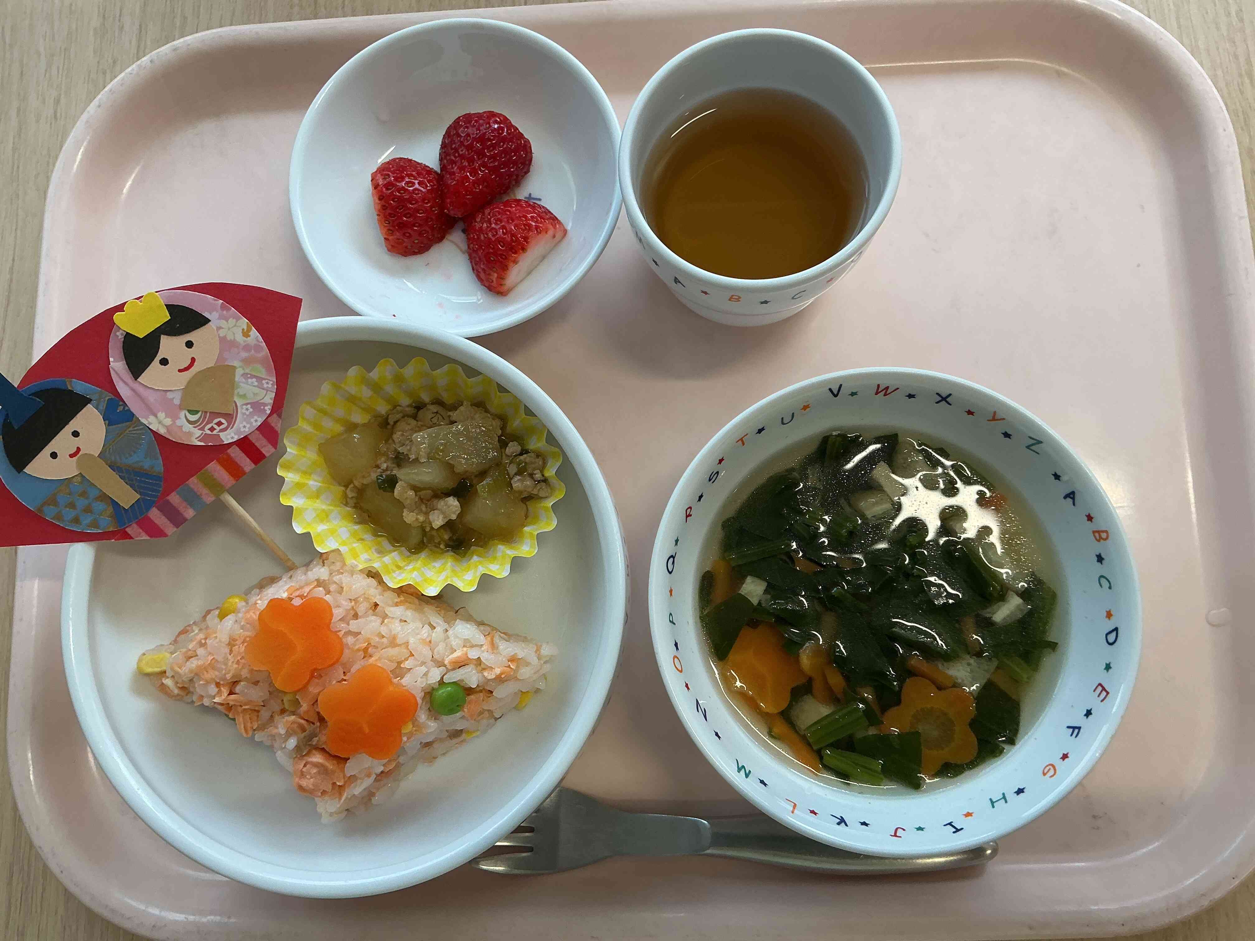 3月3日の給食（ひなまつりメニュー）