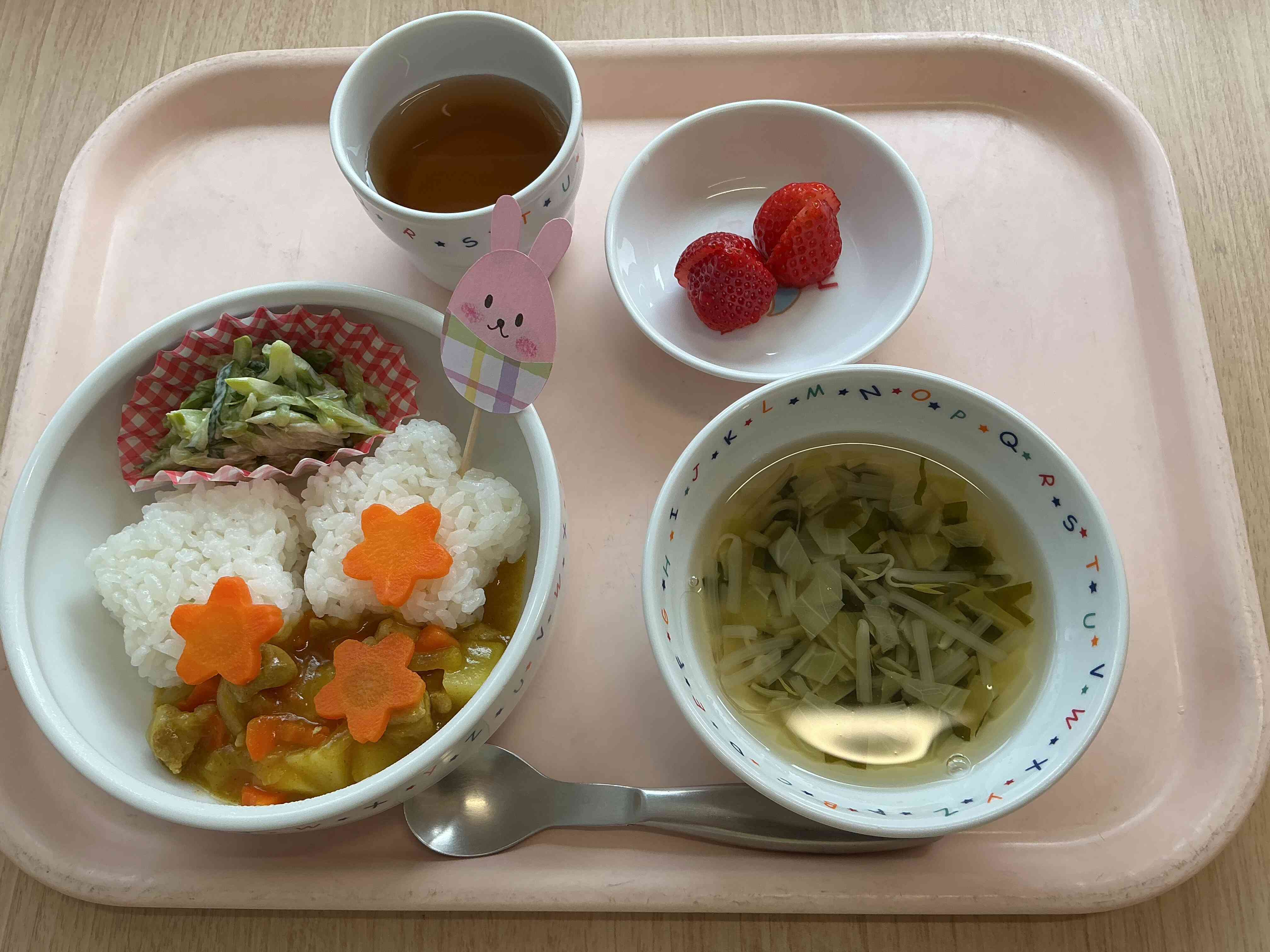 4月6日の給食（入園・進級＆お誕生日おめでとうメニュー）