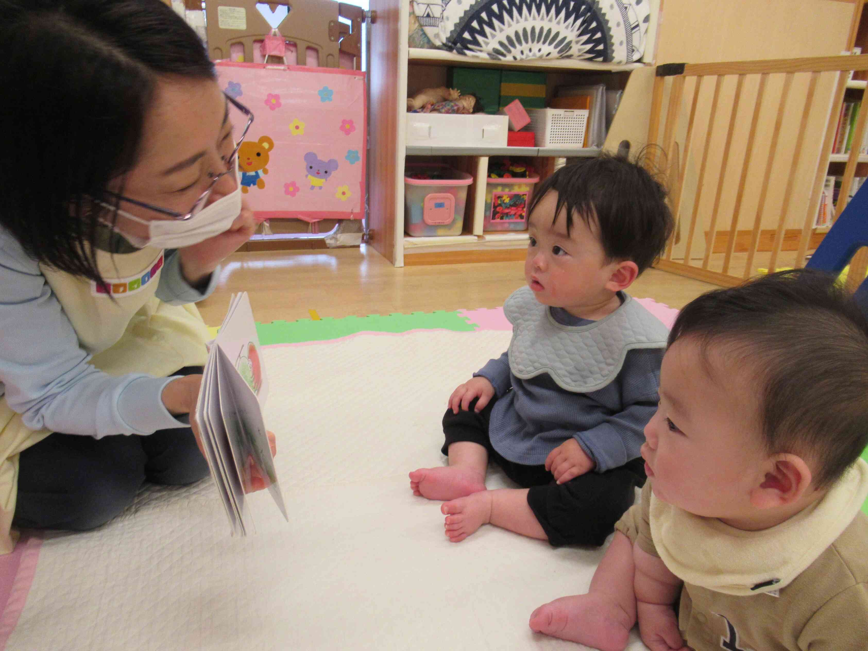 ひよこ組の新しいお友だちも保育園に慣れてきましたよ。これからいっぱい遊ぼうね!