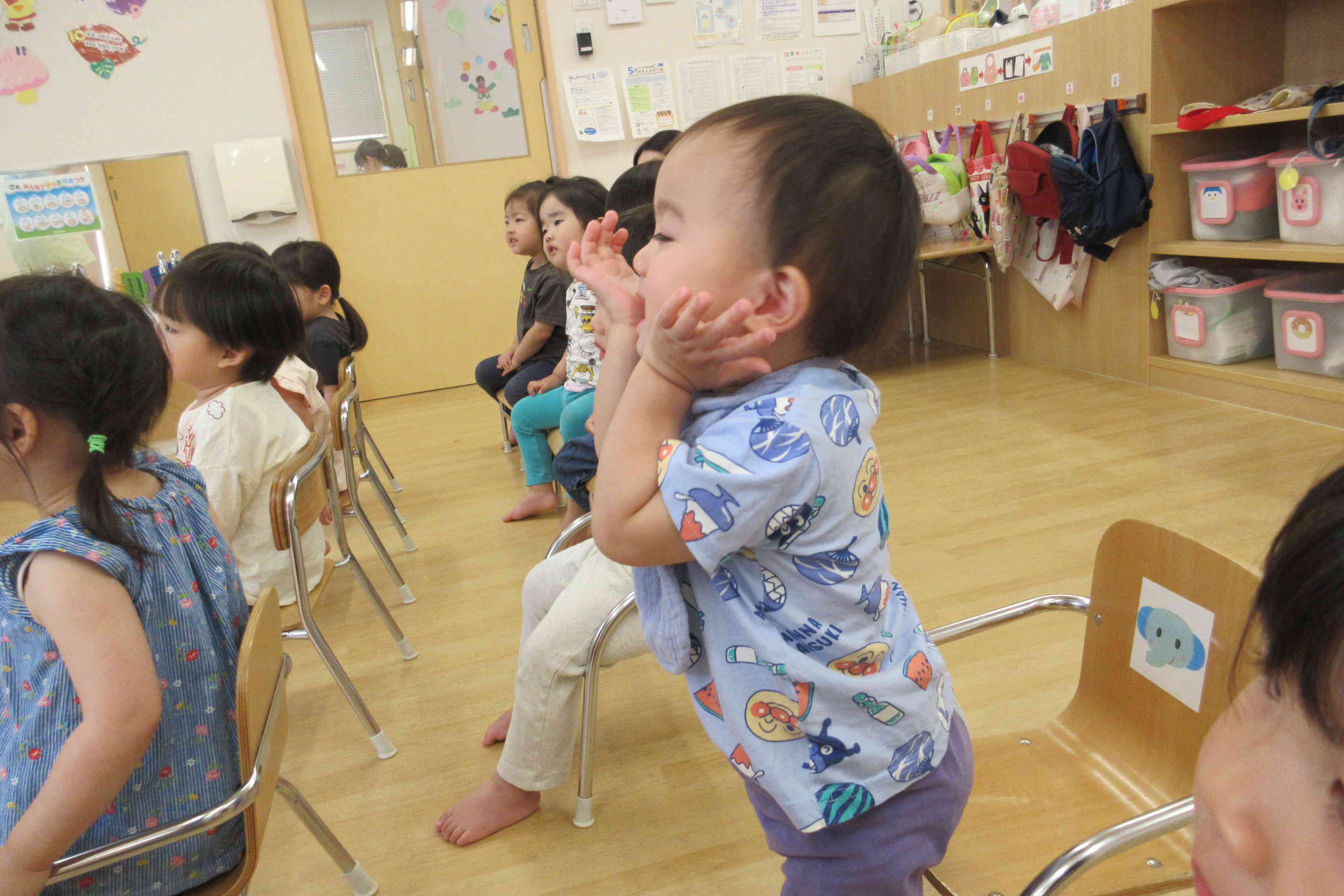 先生からの出し物あったよ！