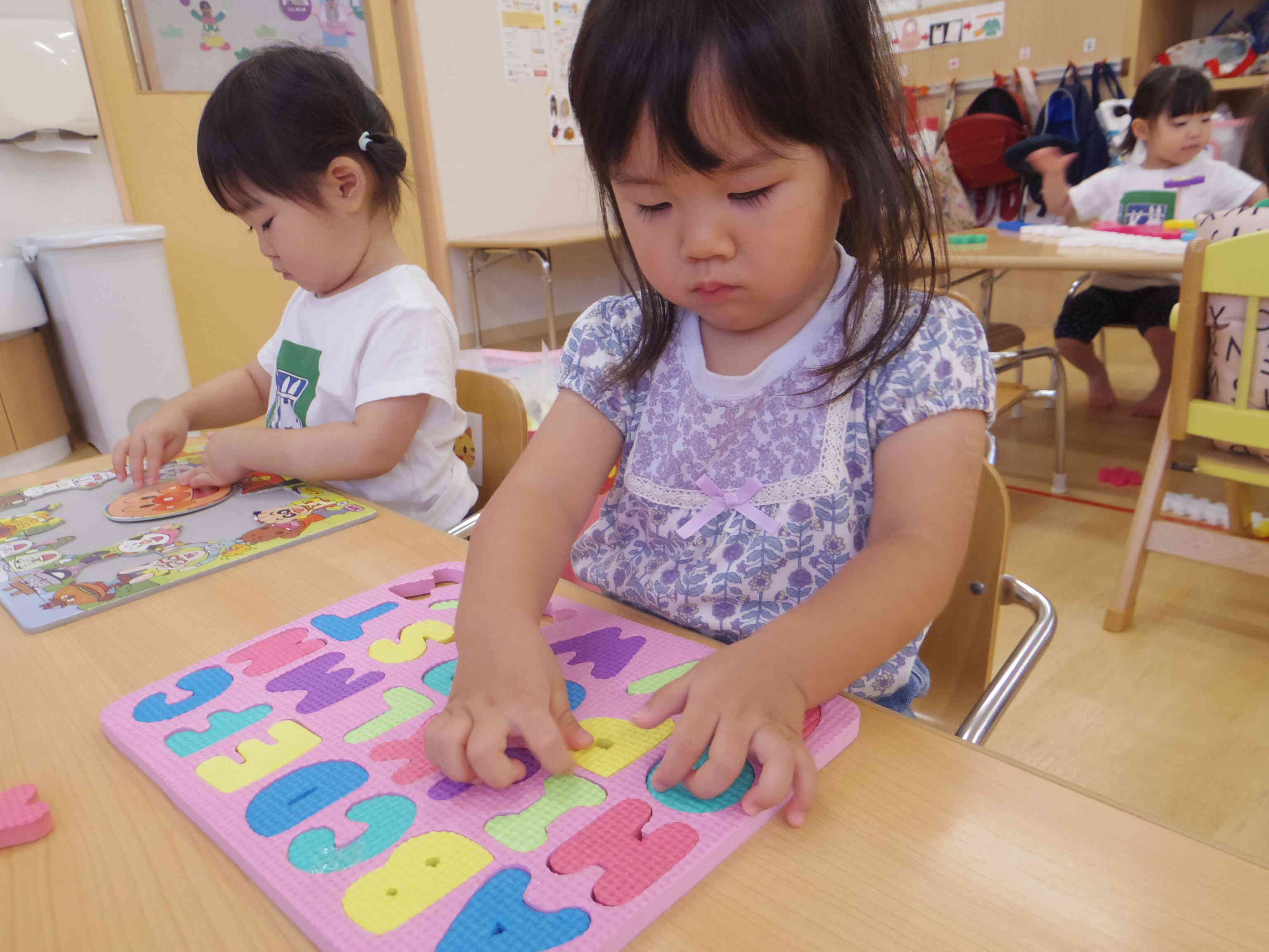 集中して楽しんでるね♪