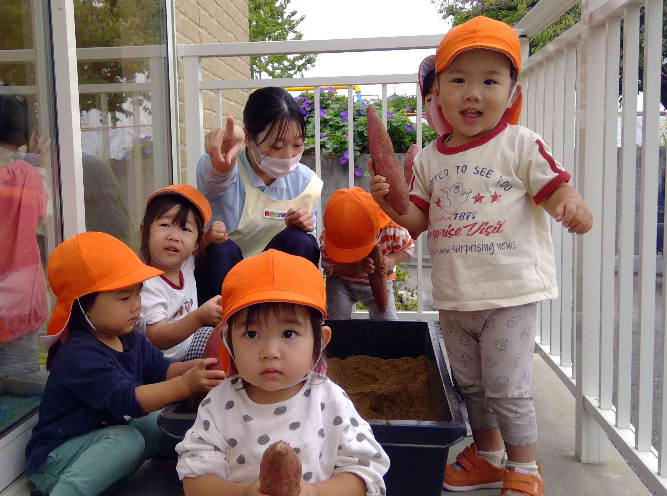 お芋ほりごっこ【食育】