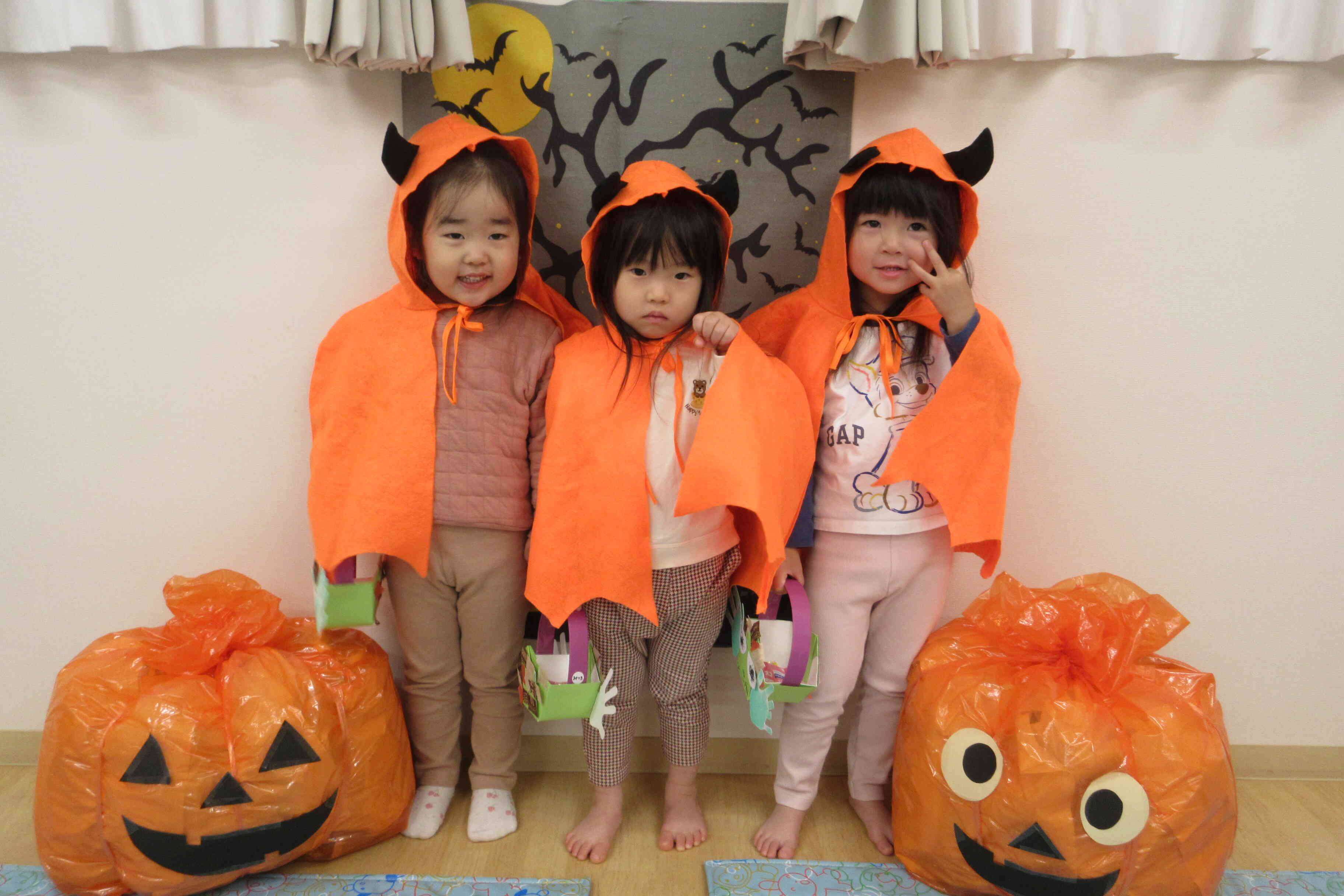 合言葉はトリックオアトリート！お菓子もらったよ♪