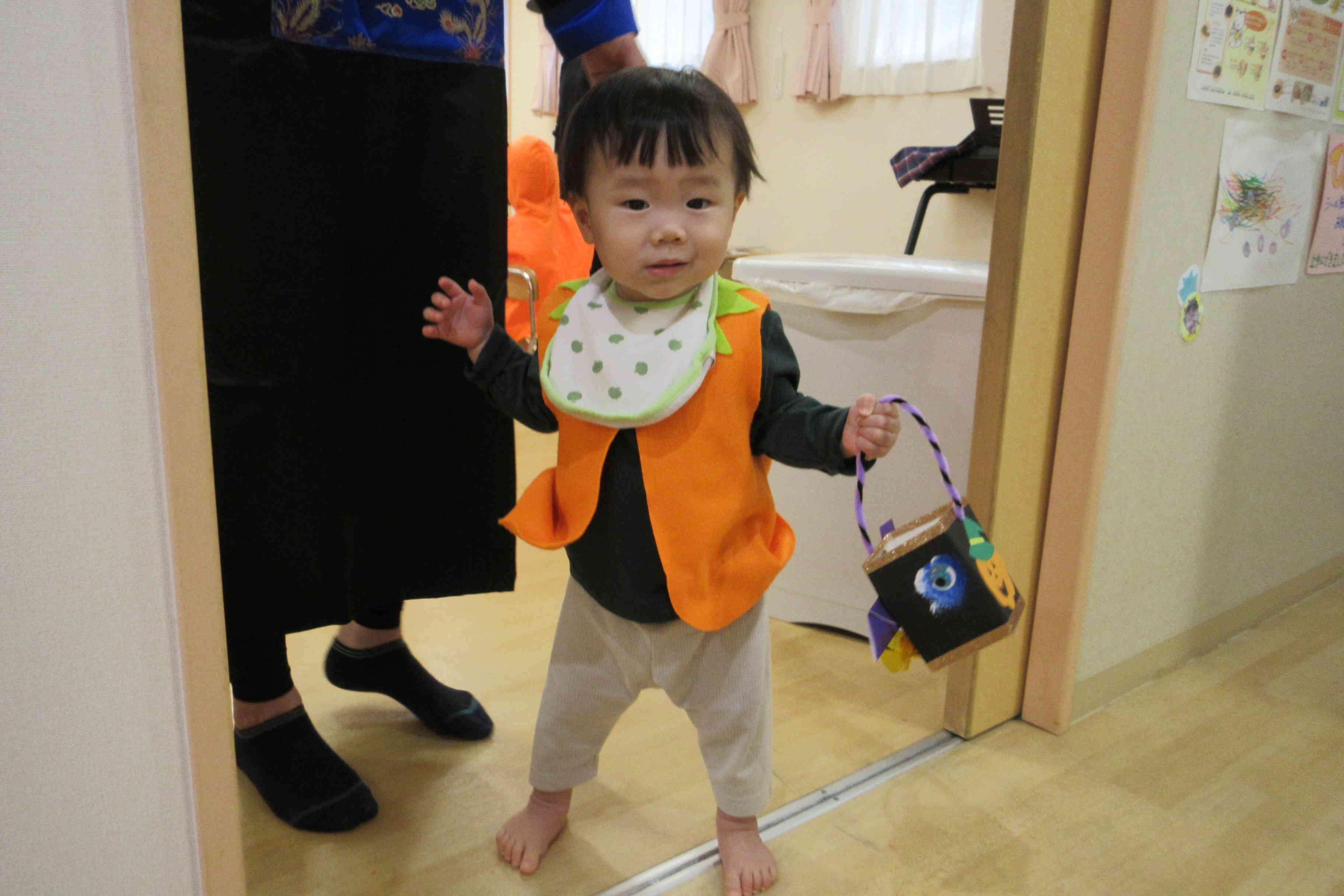 さぁ、お菓子をもらいに行こう！