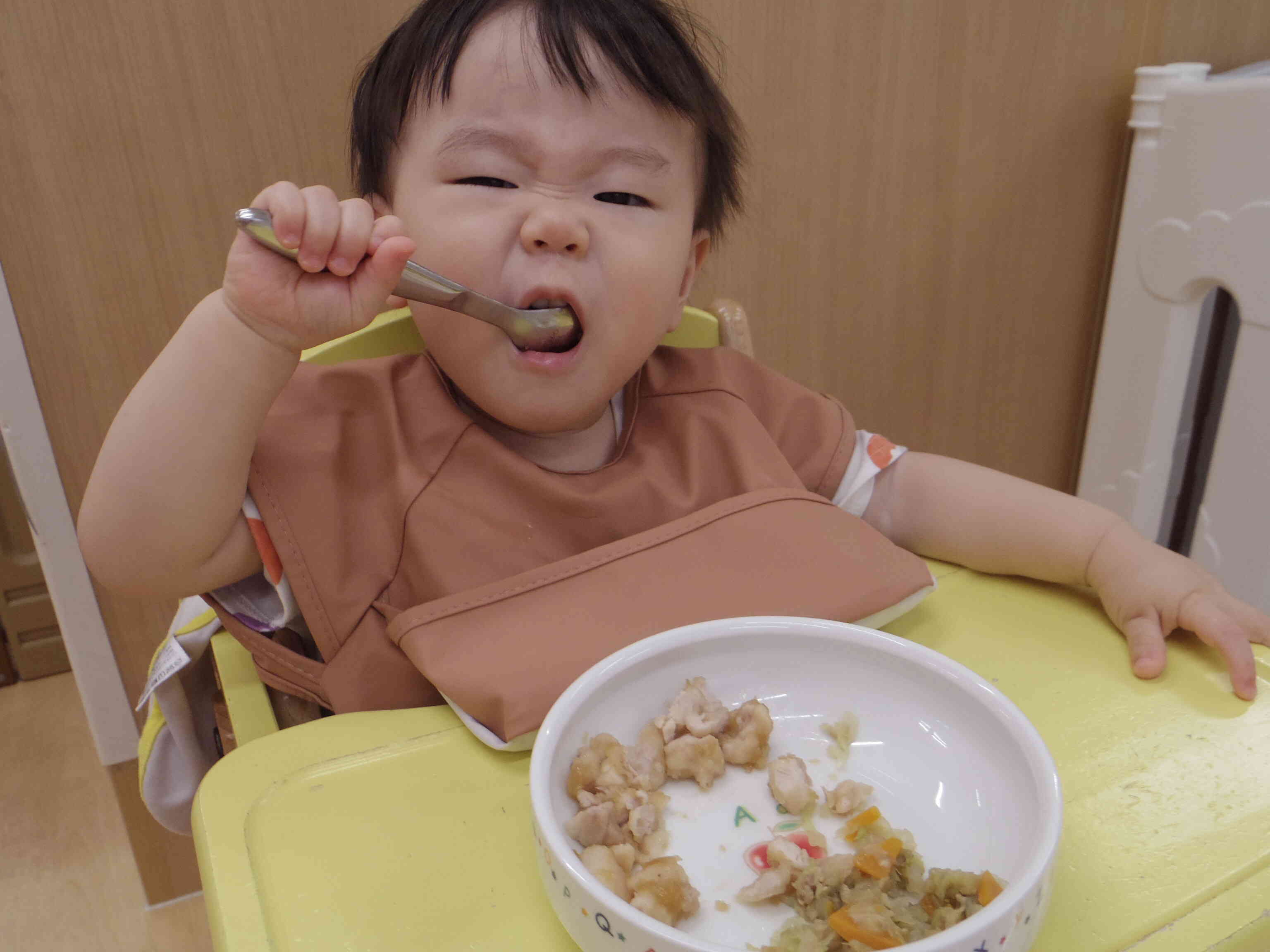 モリモリ食べるよ