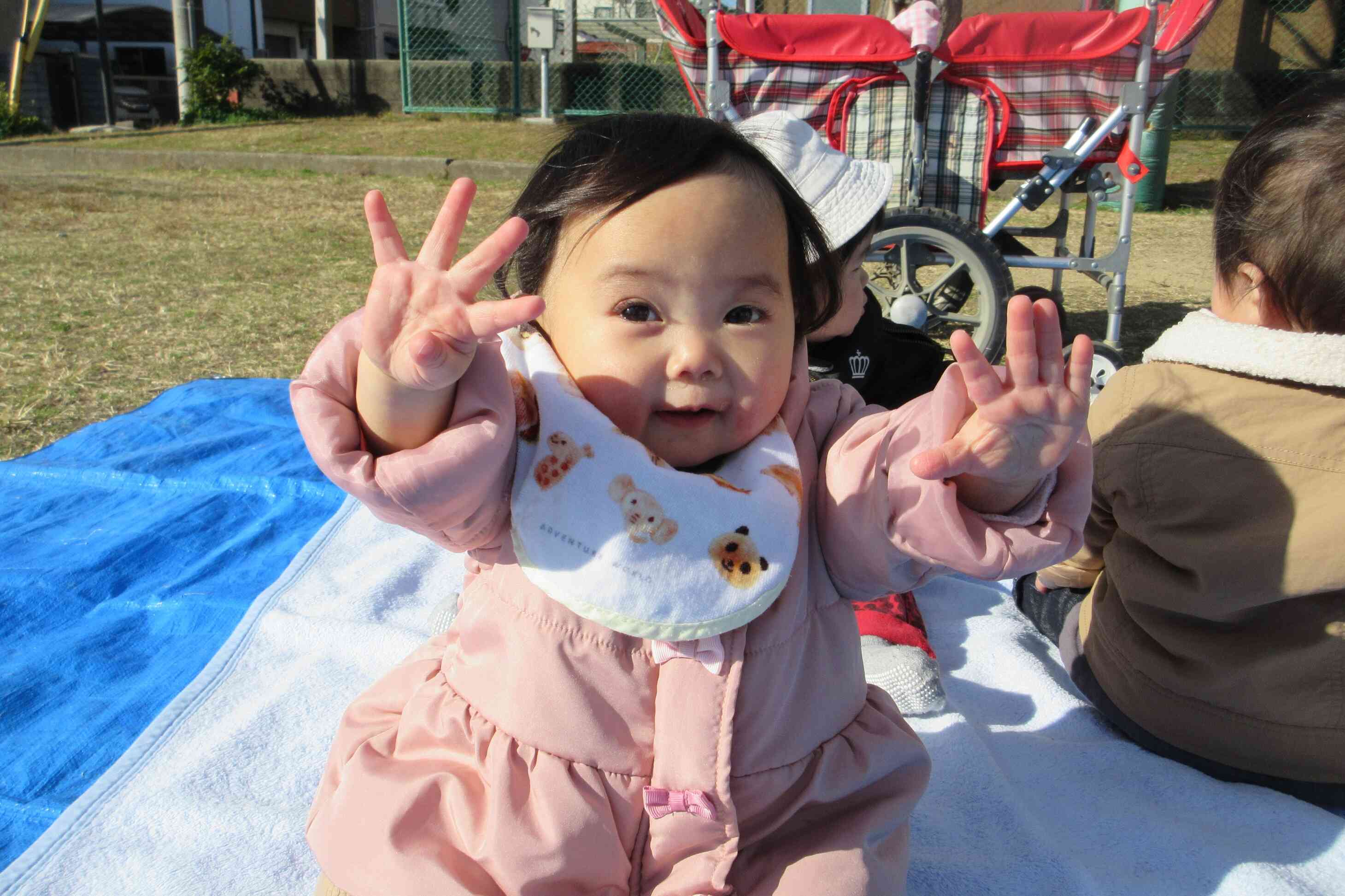 【0歳児：ひよこ組】寒くても元気いっぱい