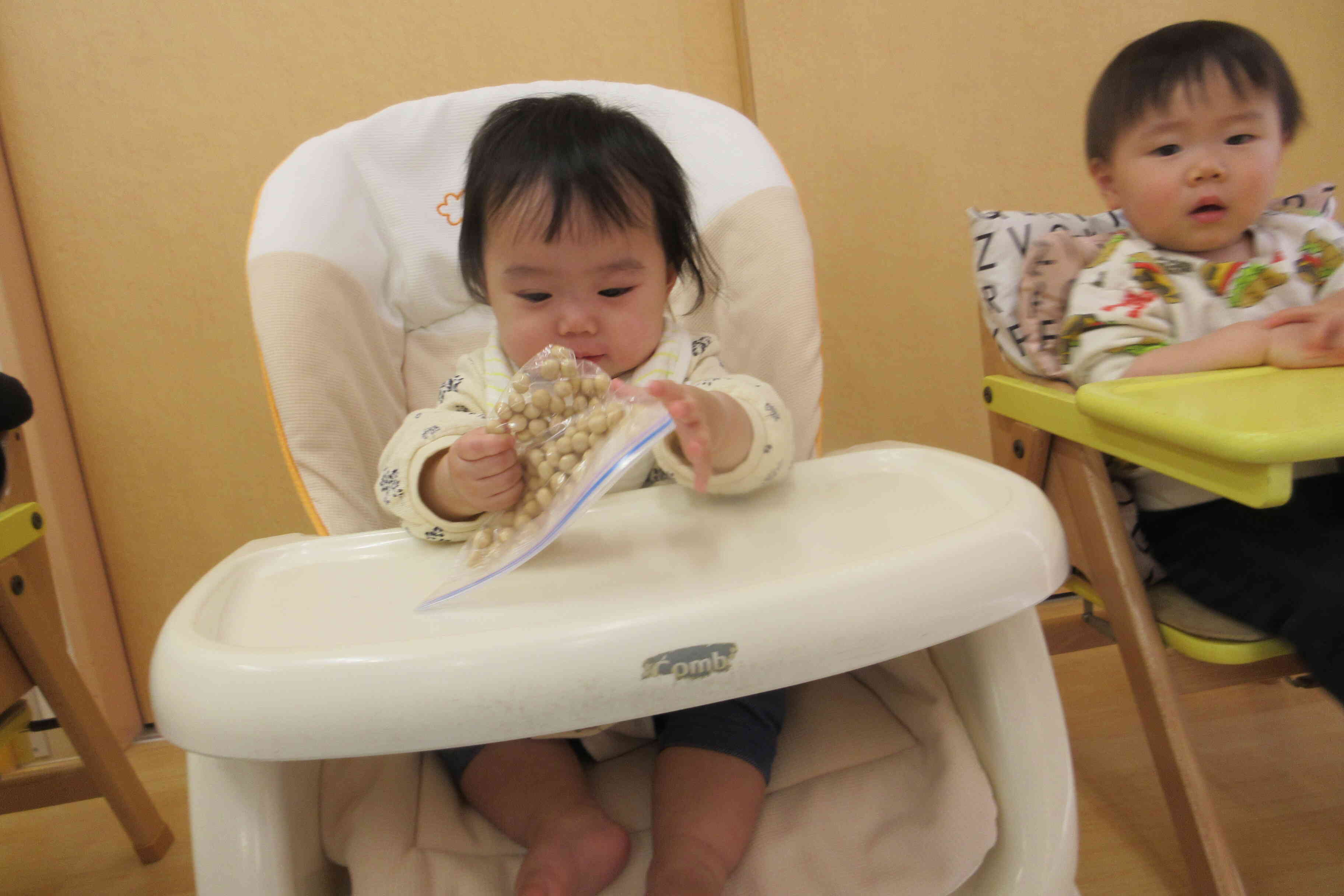 ひよこ組さんも興味津々！！