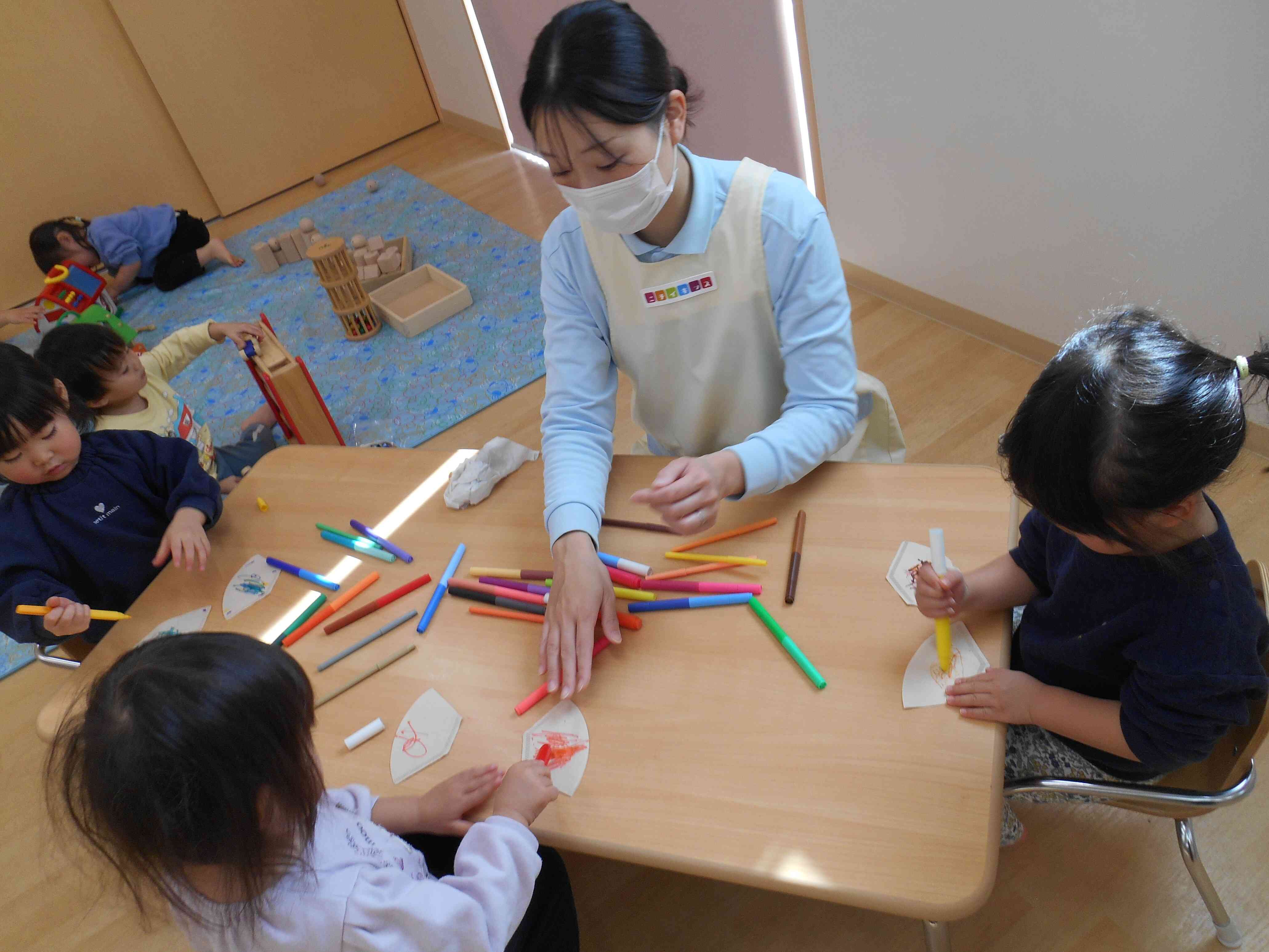 にじみ絵何色にしようかな