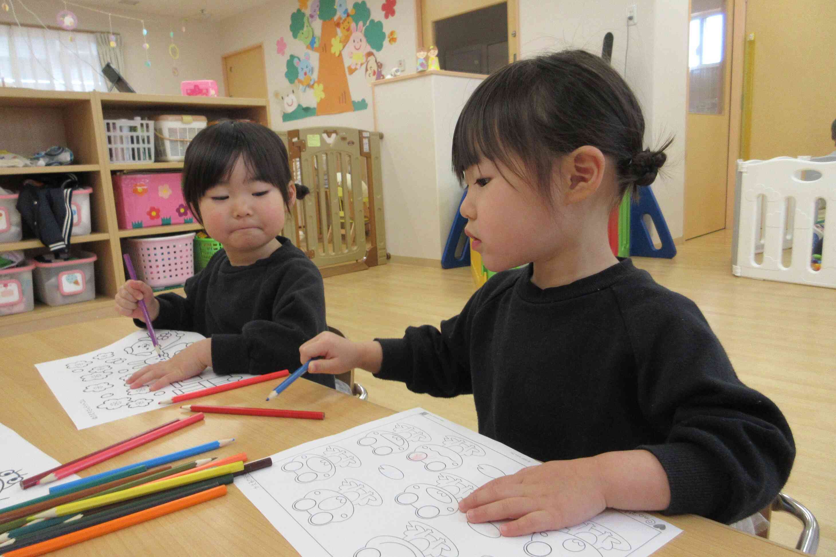 何色で塗ろうかな…