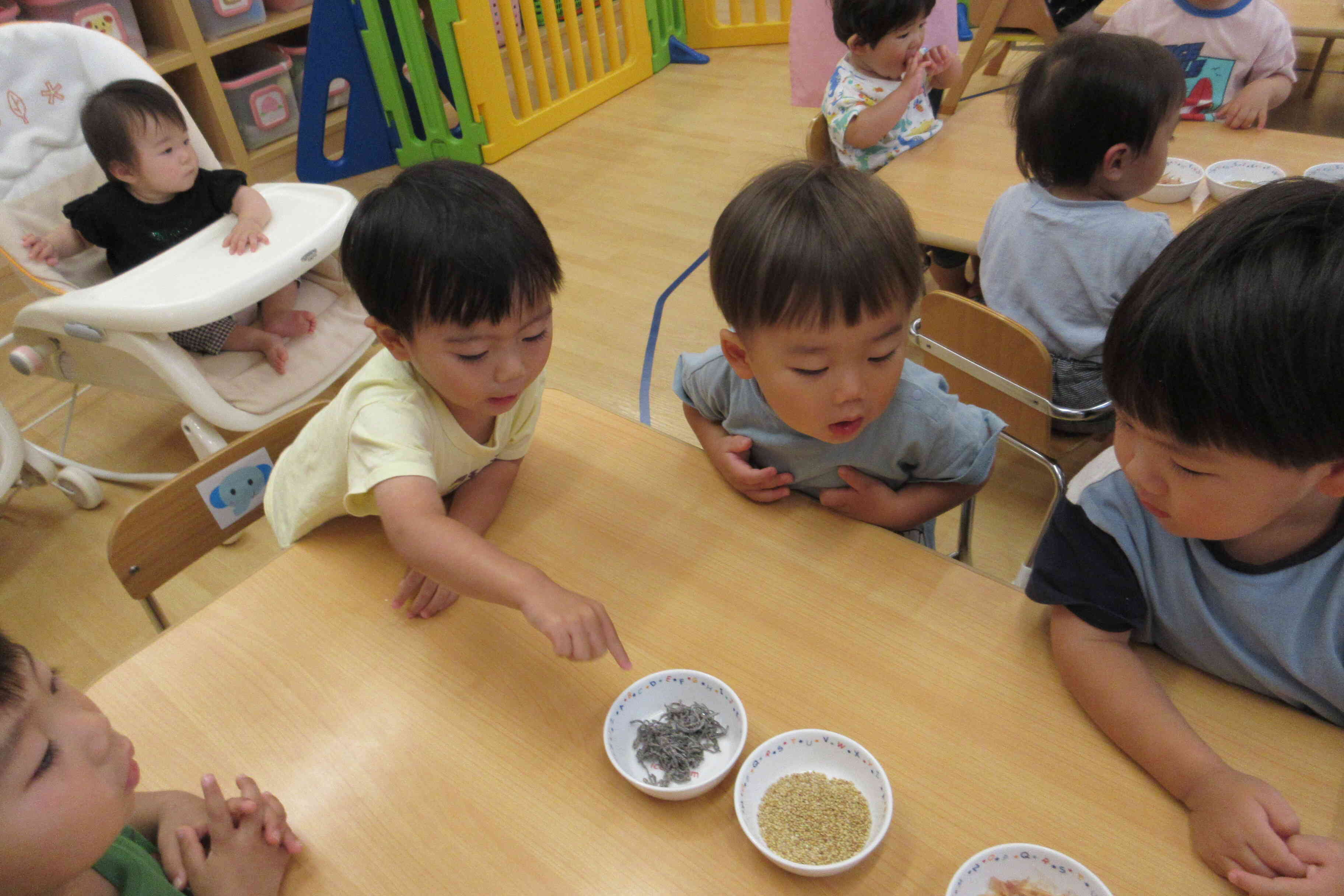 【食育】よく噛んで食べよう！