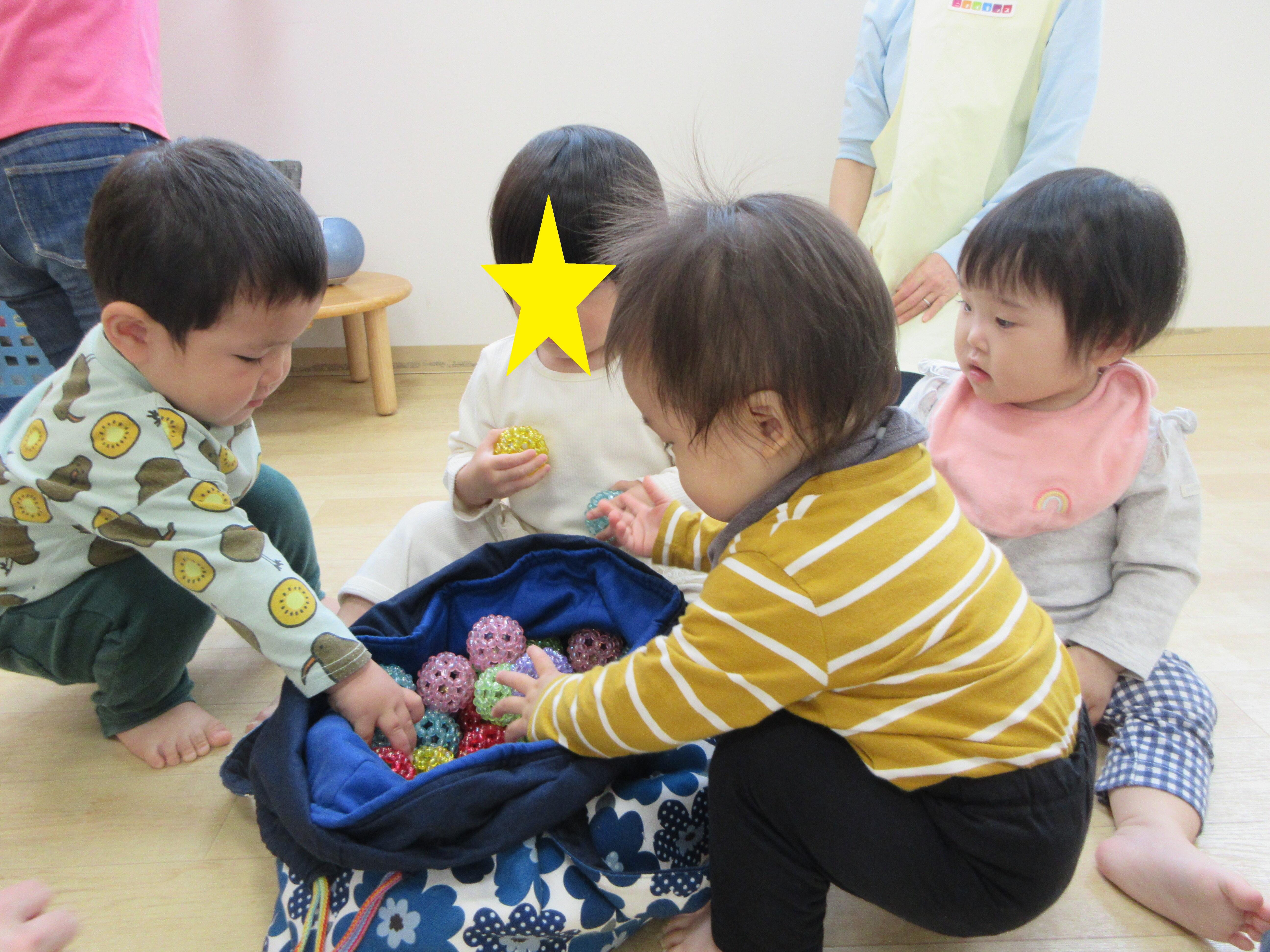 キラキラといろいろな色のキララ。どれにしようかな・・・
