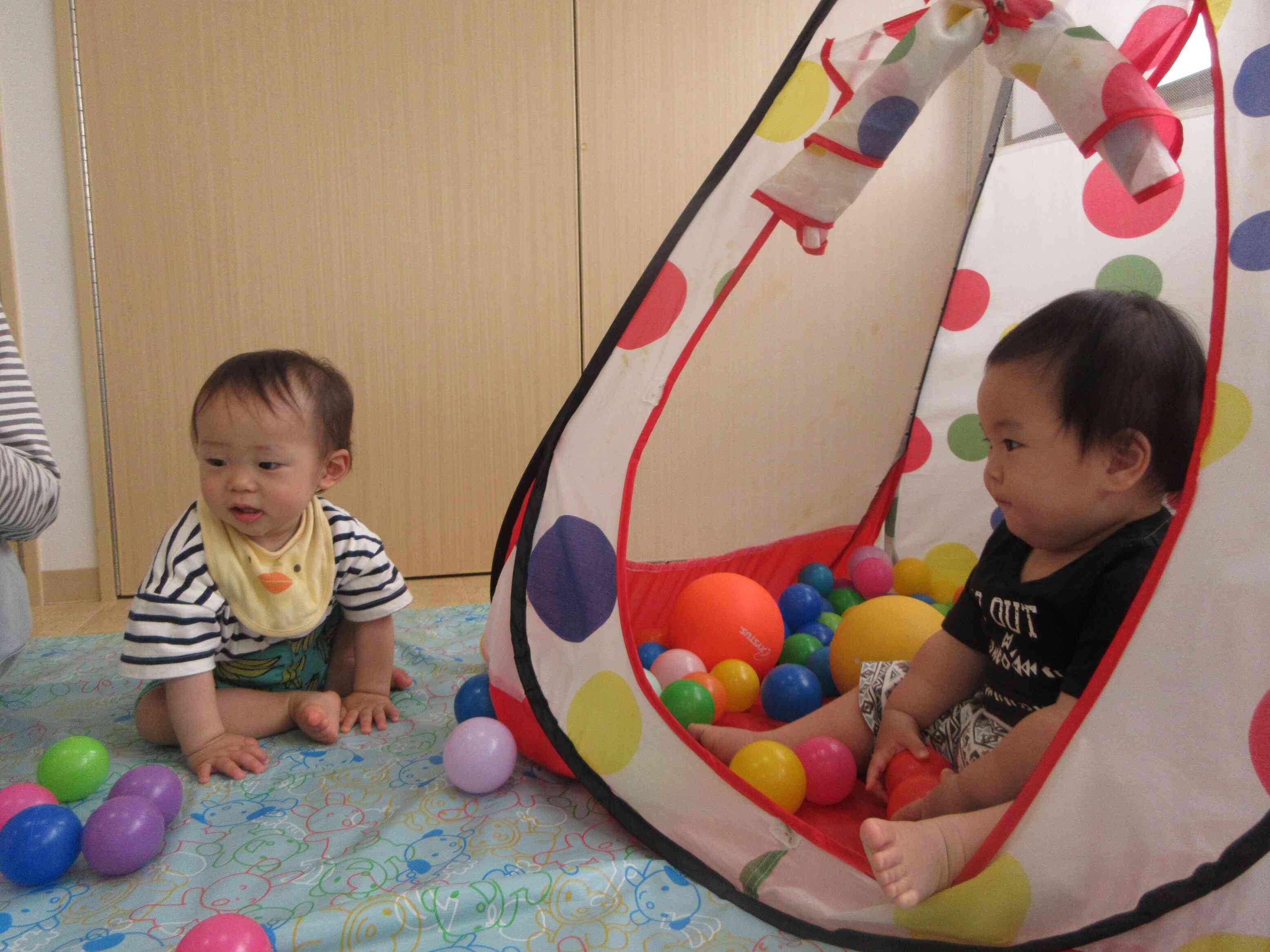 2025年６月　０歳児活動体験会～ボールプールであそぼう～
